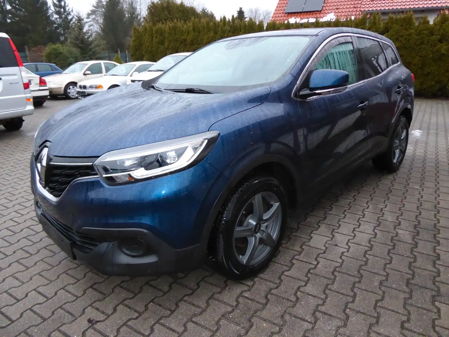 Renault Kadjar Life Comfort-Paket/Alu 17"/HU neu/Top Blau - 1