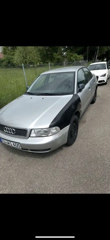 Audi A4 1.6, foto 1