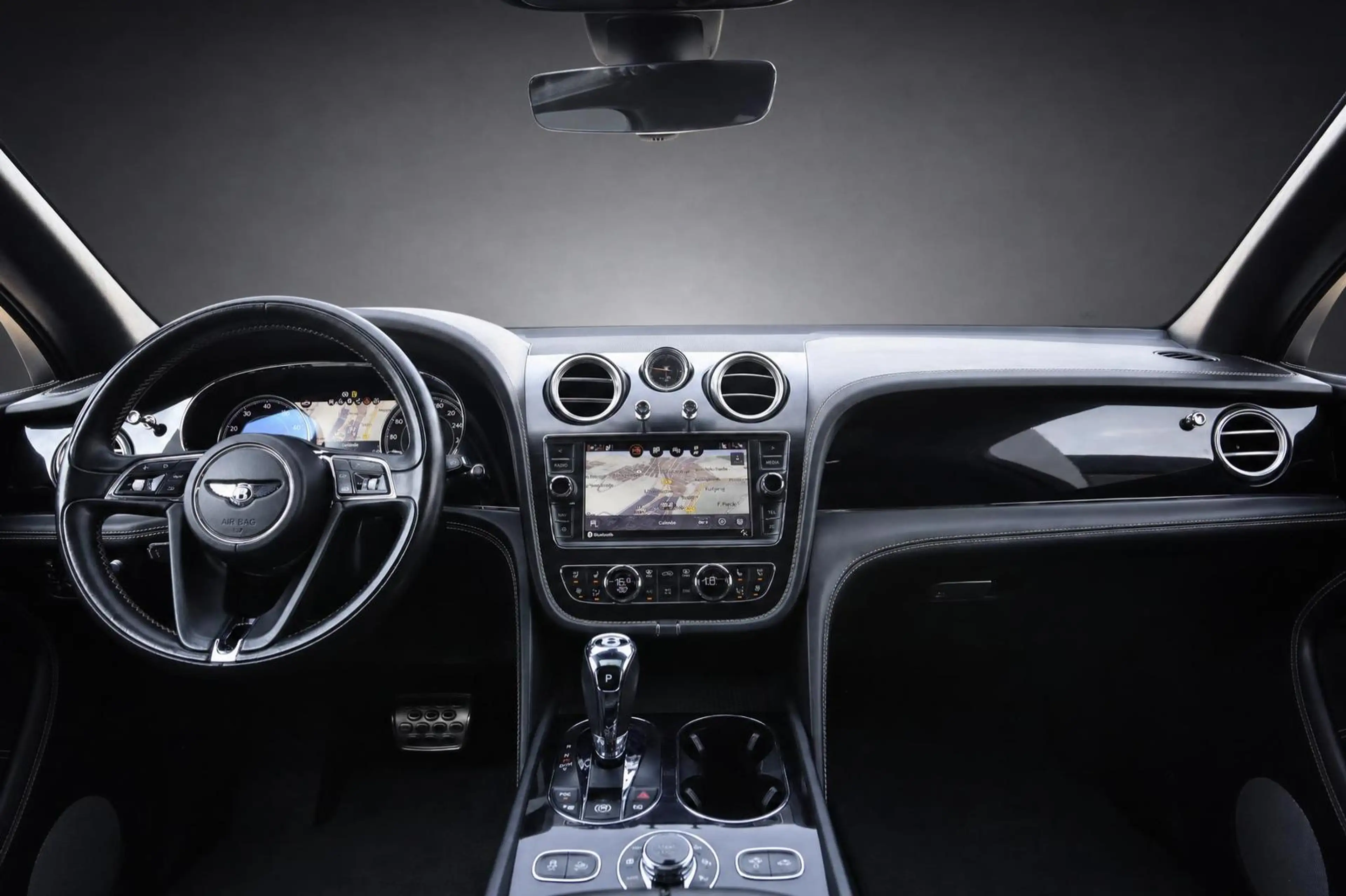 Bentley Bentayga W12 MULLINER*PANO*CITY+TOURING-SPE*VOLL — photo 13