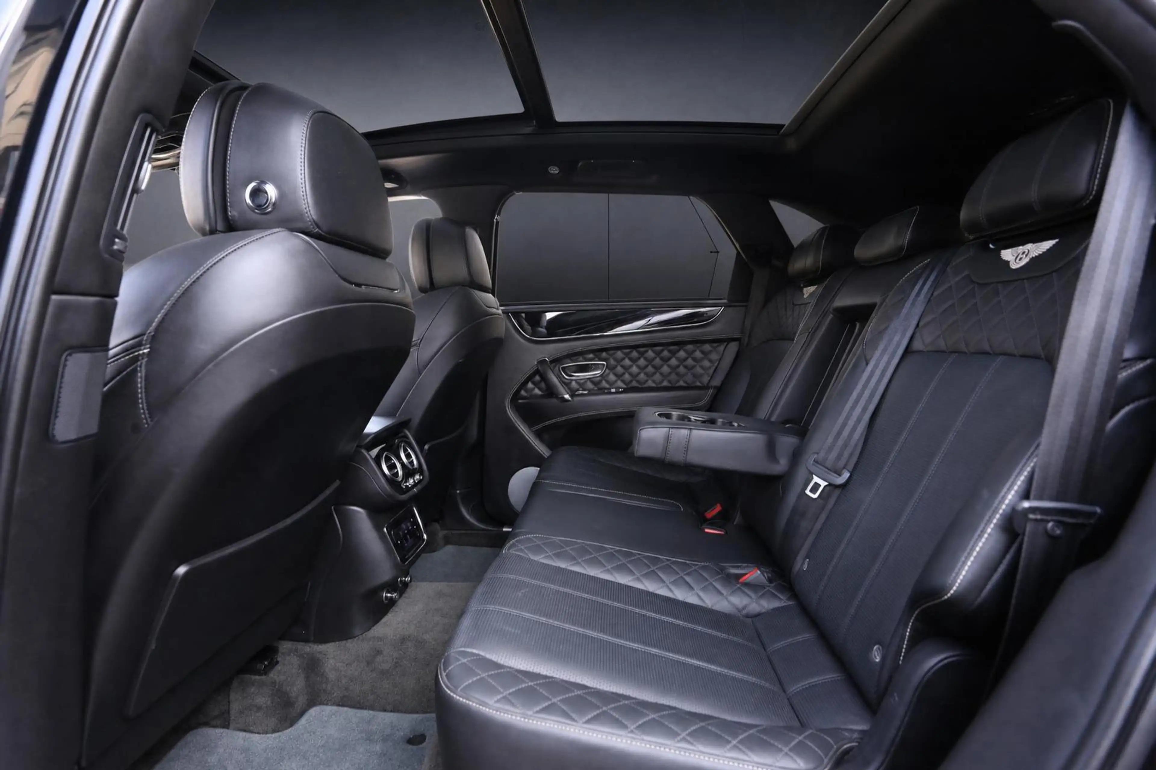 Bentley Bentayga W12 MULLINER*PANO*CITY+TOURING-SPE*VOLL — photo 15