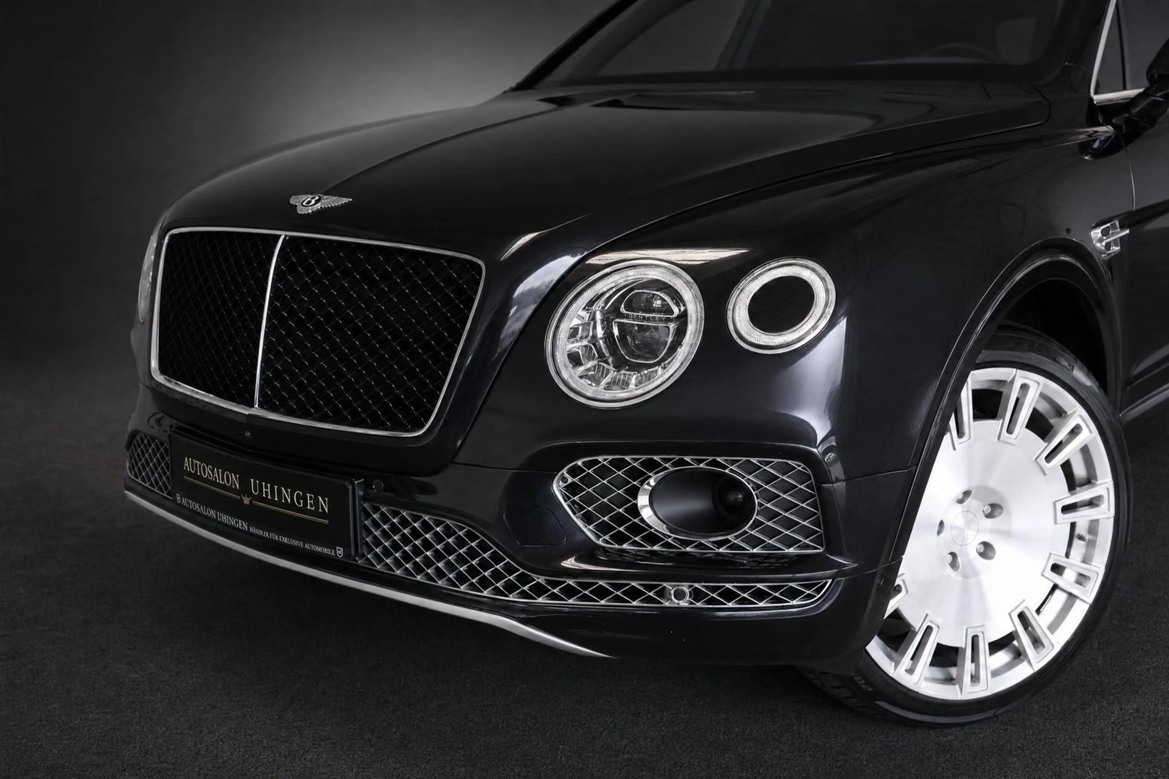 Bentley Bentayga W12 MULLINER*PANO*CITY+TOURING-SPE*VOLL — photo 8