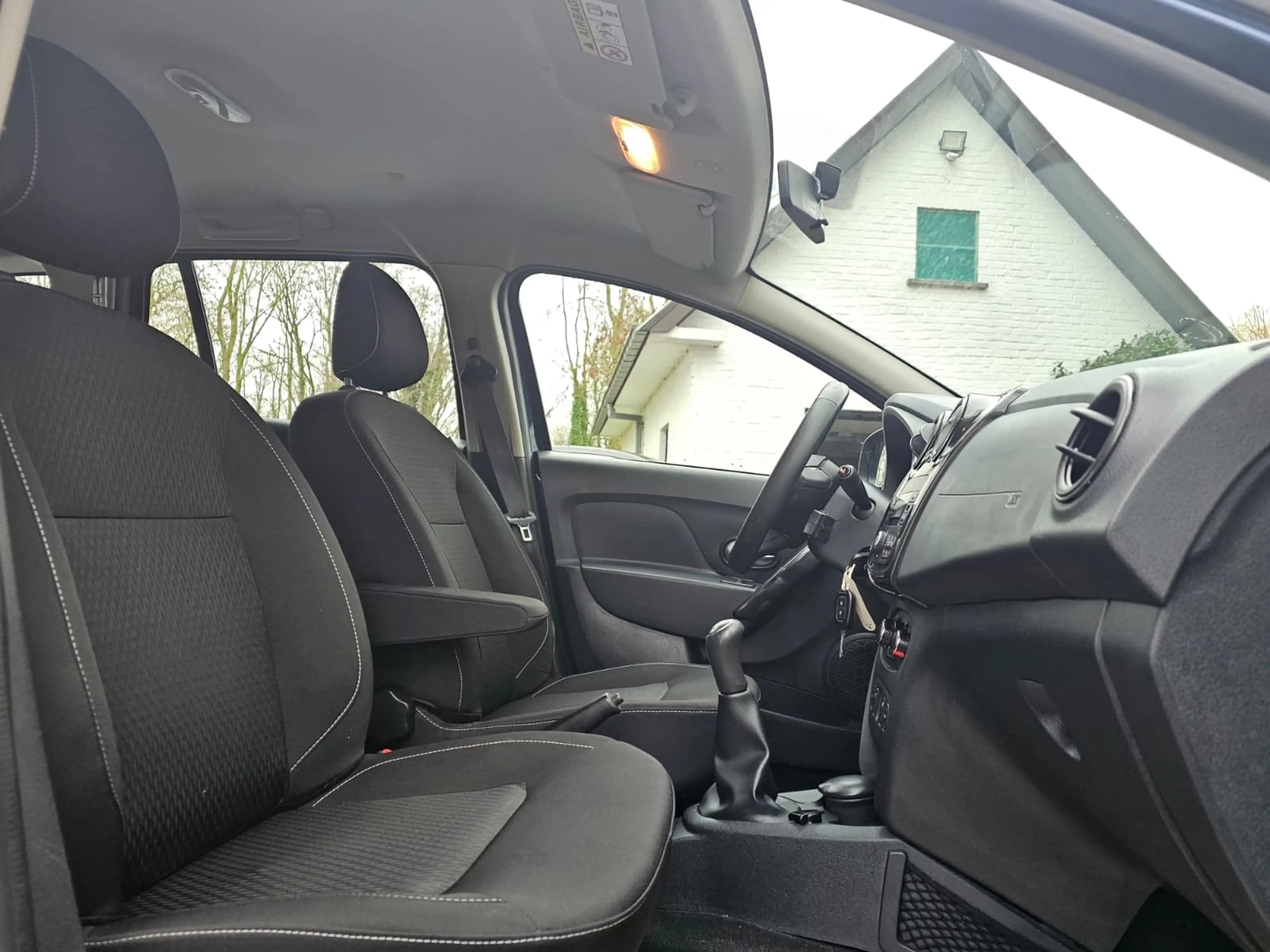 Dacia Logan 0.9 TCe * 1 MAIN * LED+AIRCO+CRUISE+..* CAR PASS * — photo 9