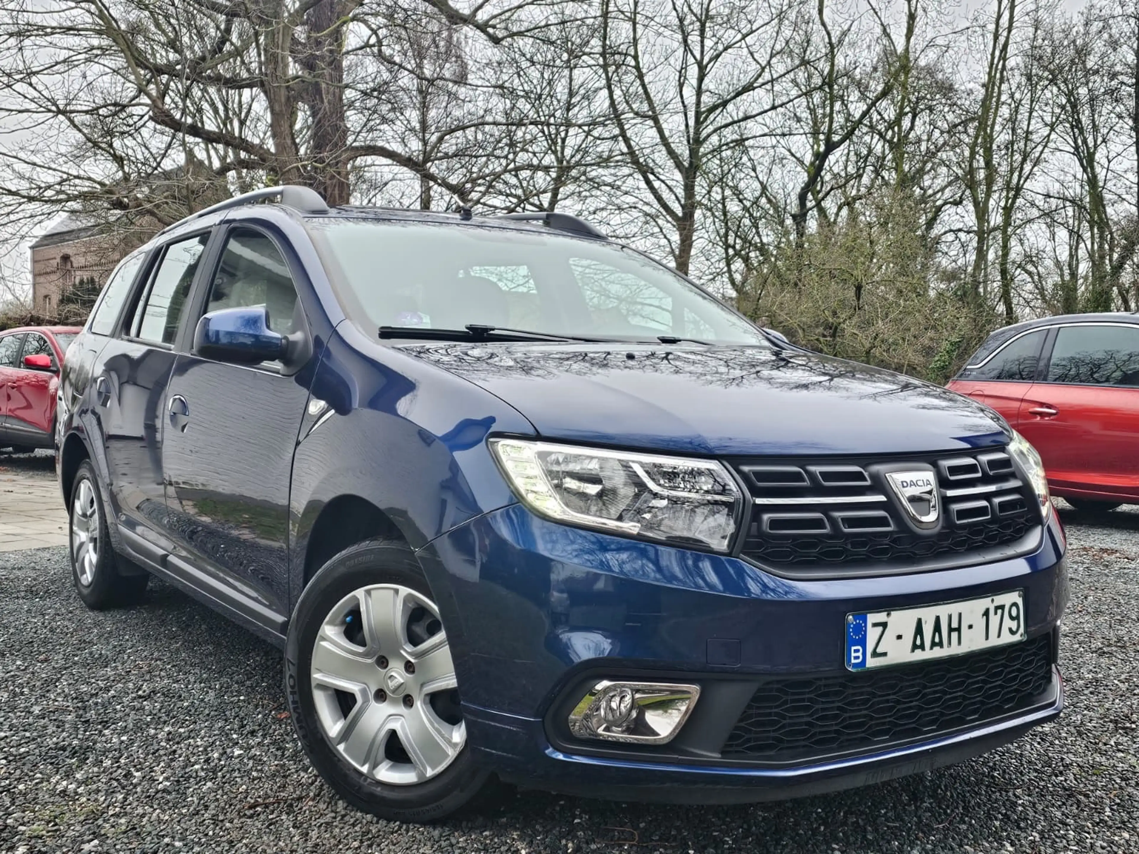 Dacia Logan 0.9 TCe * 1 MAIN * LED+AIRCO+CRUISE+..* CAR PASS *
