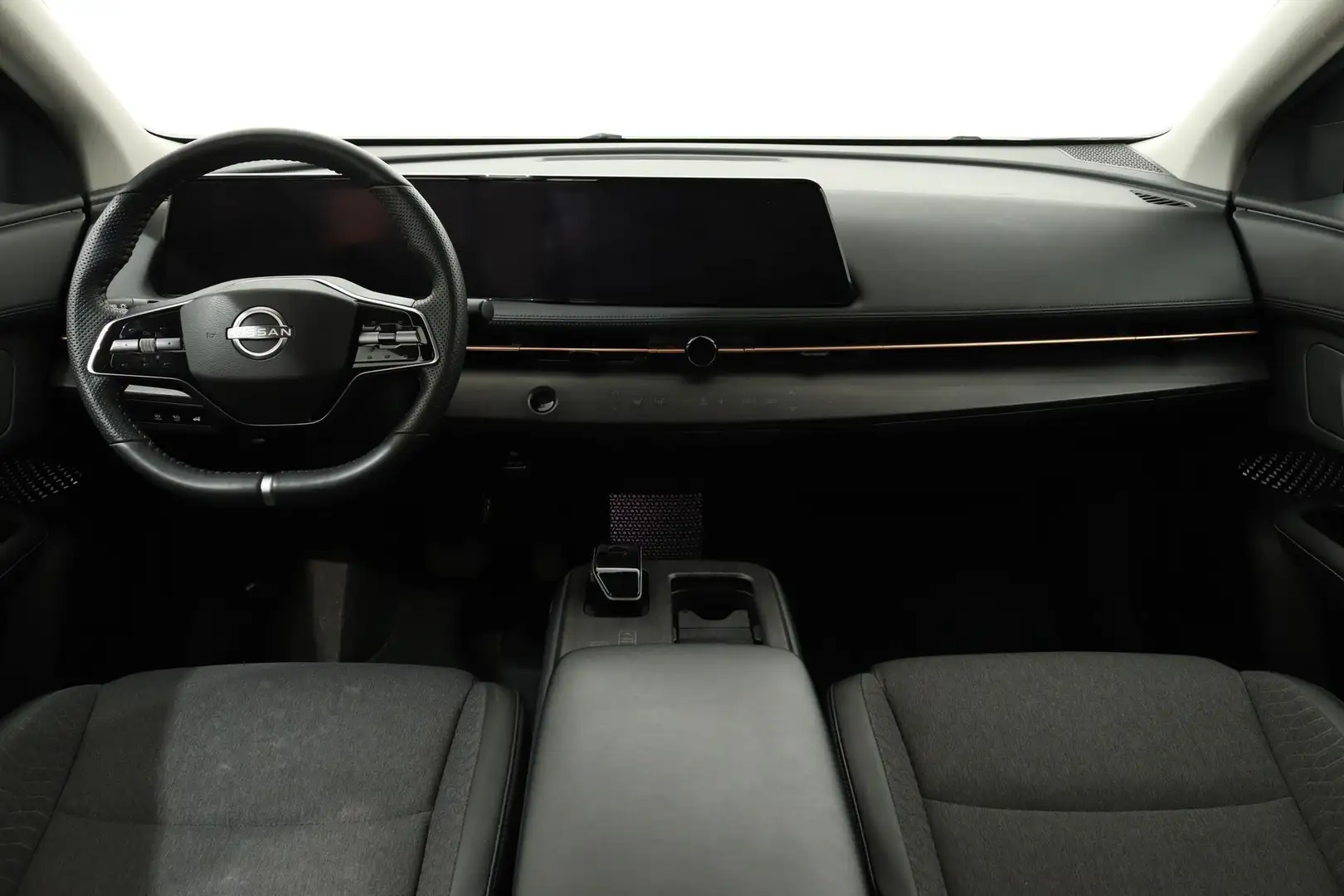 Nissan Ariya ADVANCE 66 KWH 218PK | 22 kWh lader | Adaptive cru Grijs - 2