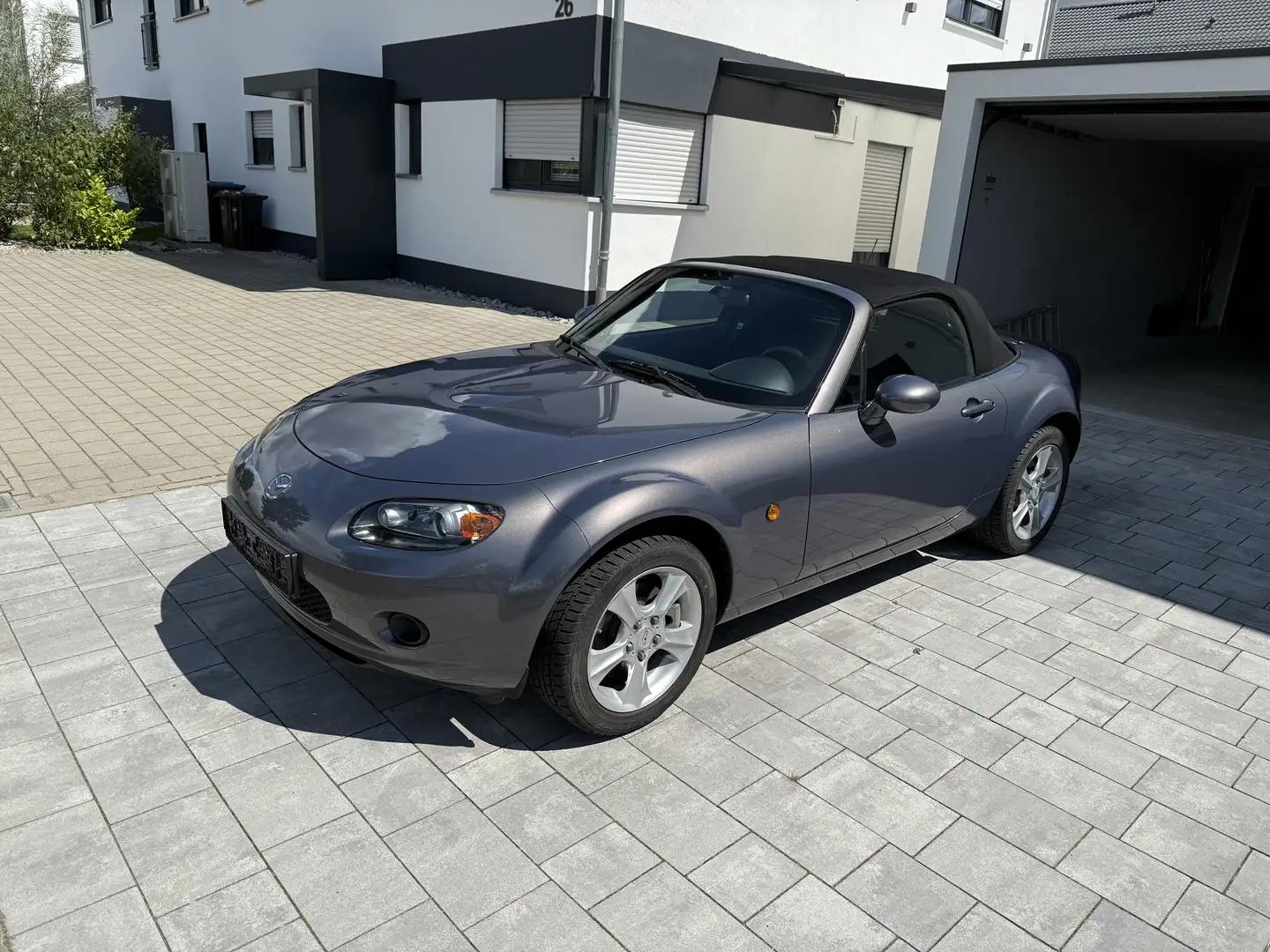 Mazda MX-5 2.0 Energy Grau - 1