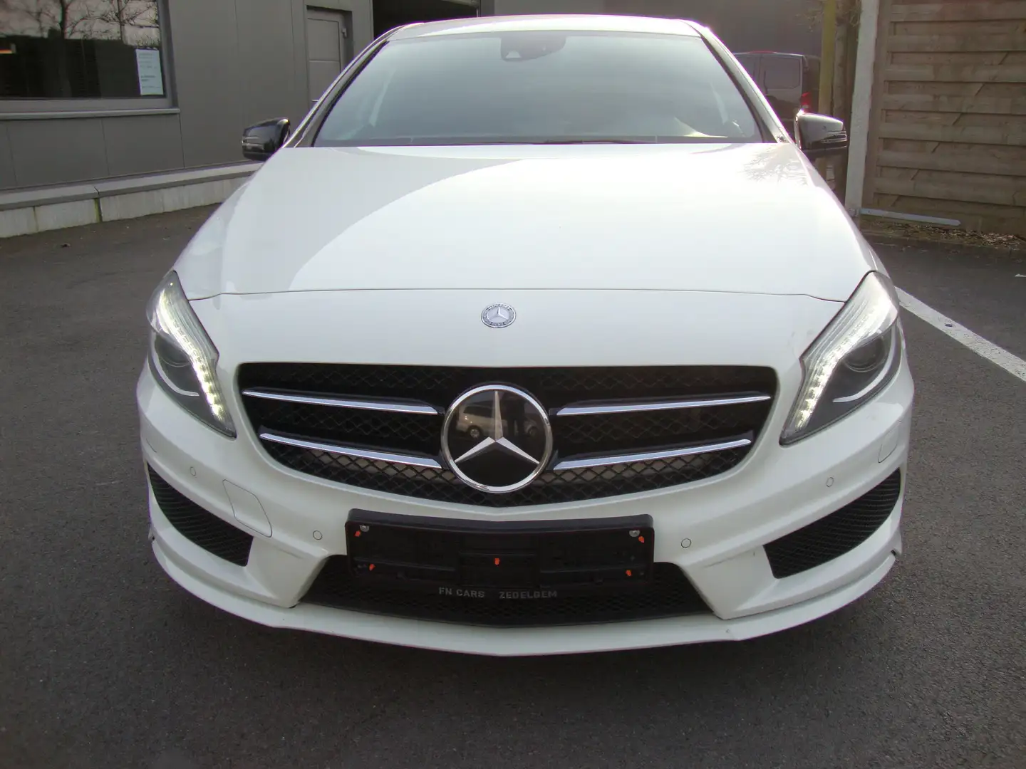 Mercedes-Benz A 180 i, AMG, 2013, leder, gps, alu.18", 135.000km Wit - 2