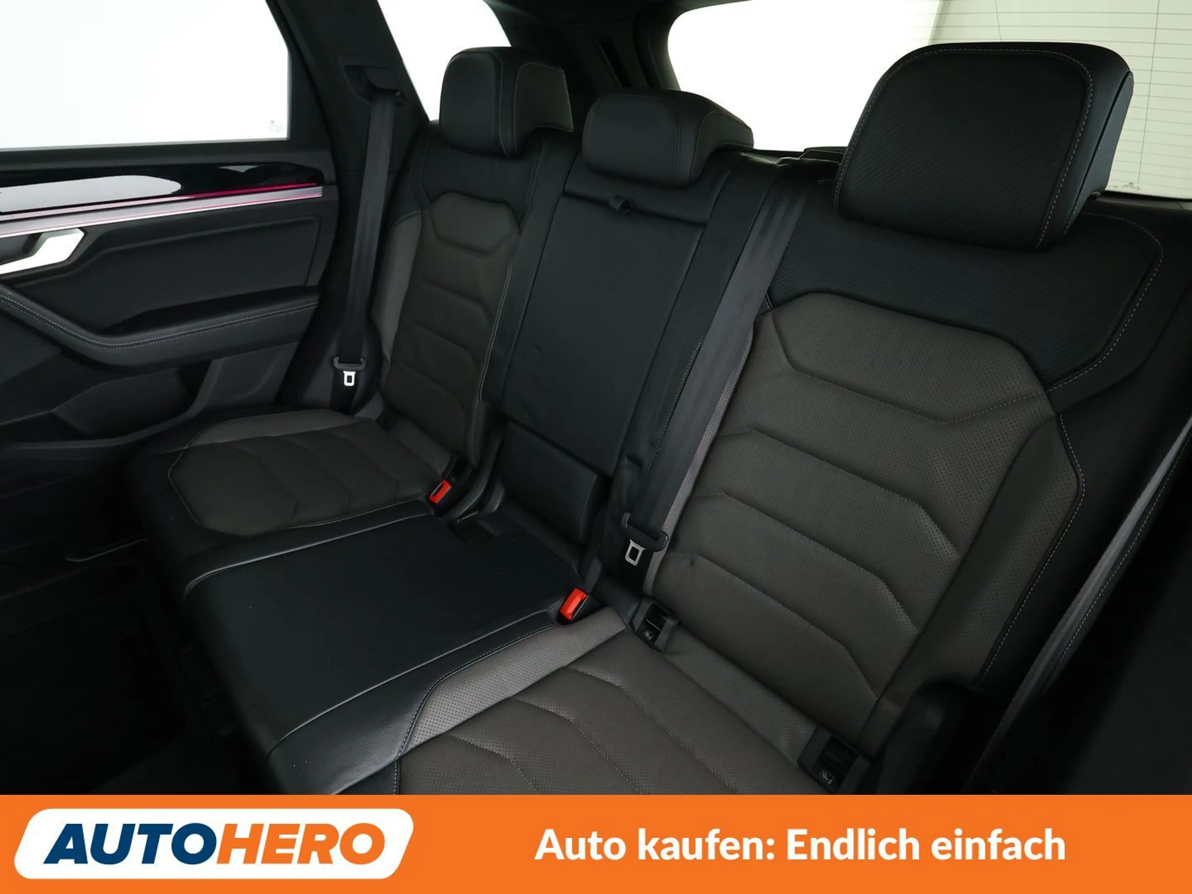 Volkswagen Touareg 3.0 V6 TDI R-Line 4Motion Aut.*NAVI*HUD* — photo 14