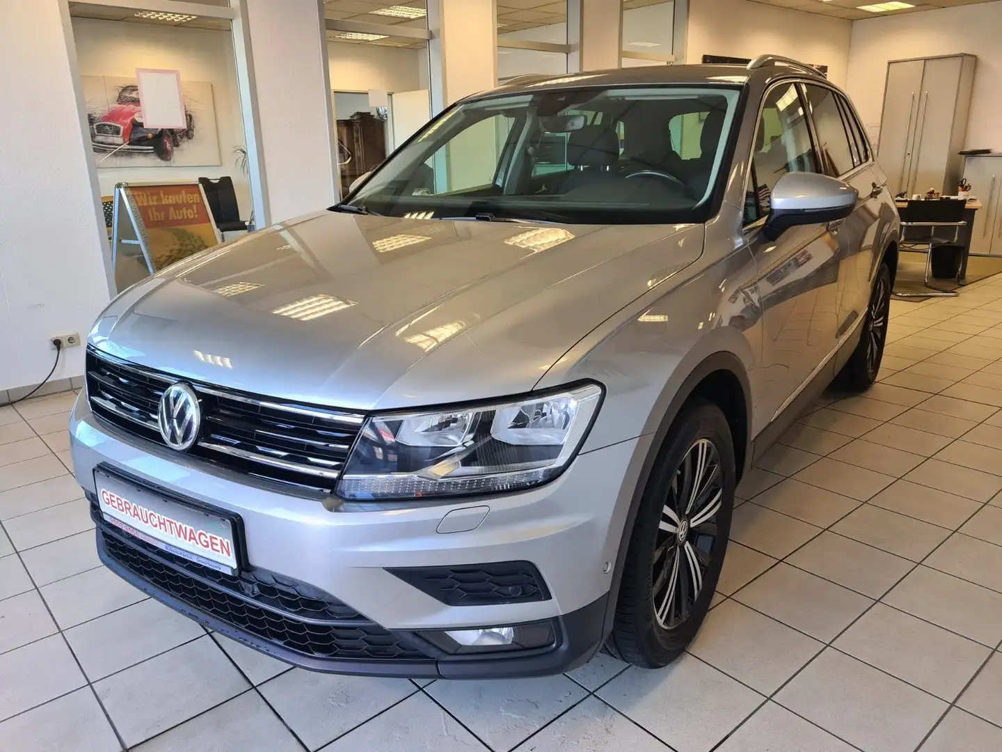 Volkswagen Tiguan Sound BMT 4Motion / AHK / SCHECKHEFT Argent - 1