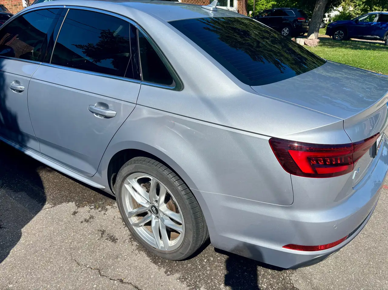 Audi A4 photo Audi A4