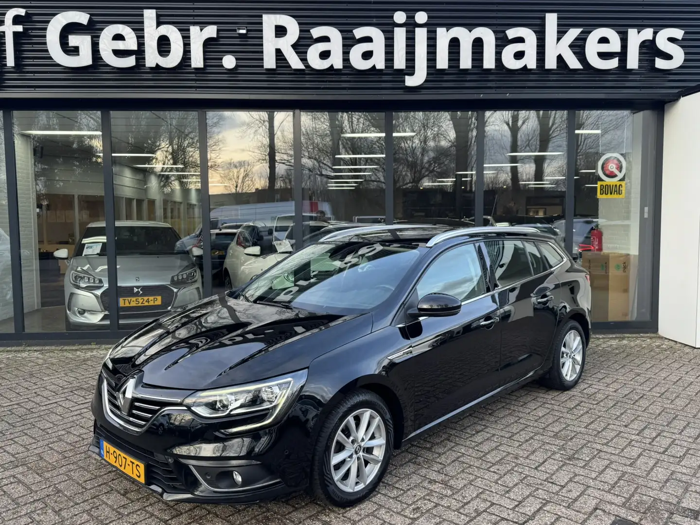 Renault Megane Estate 1.3 TCe 141pk Automaat Limited*Navigatie* Noir - 1