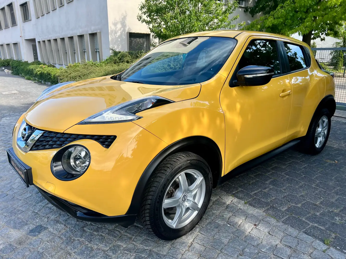 Nissan Juke N-Connecta Beige - 2