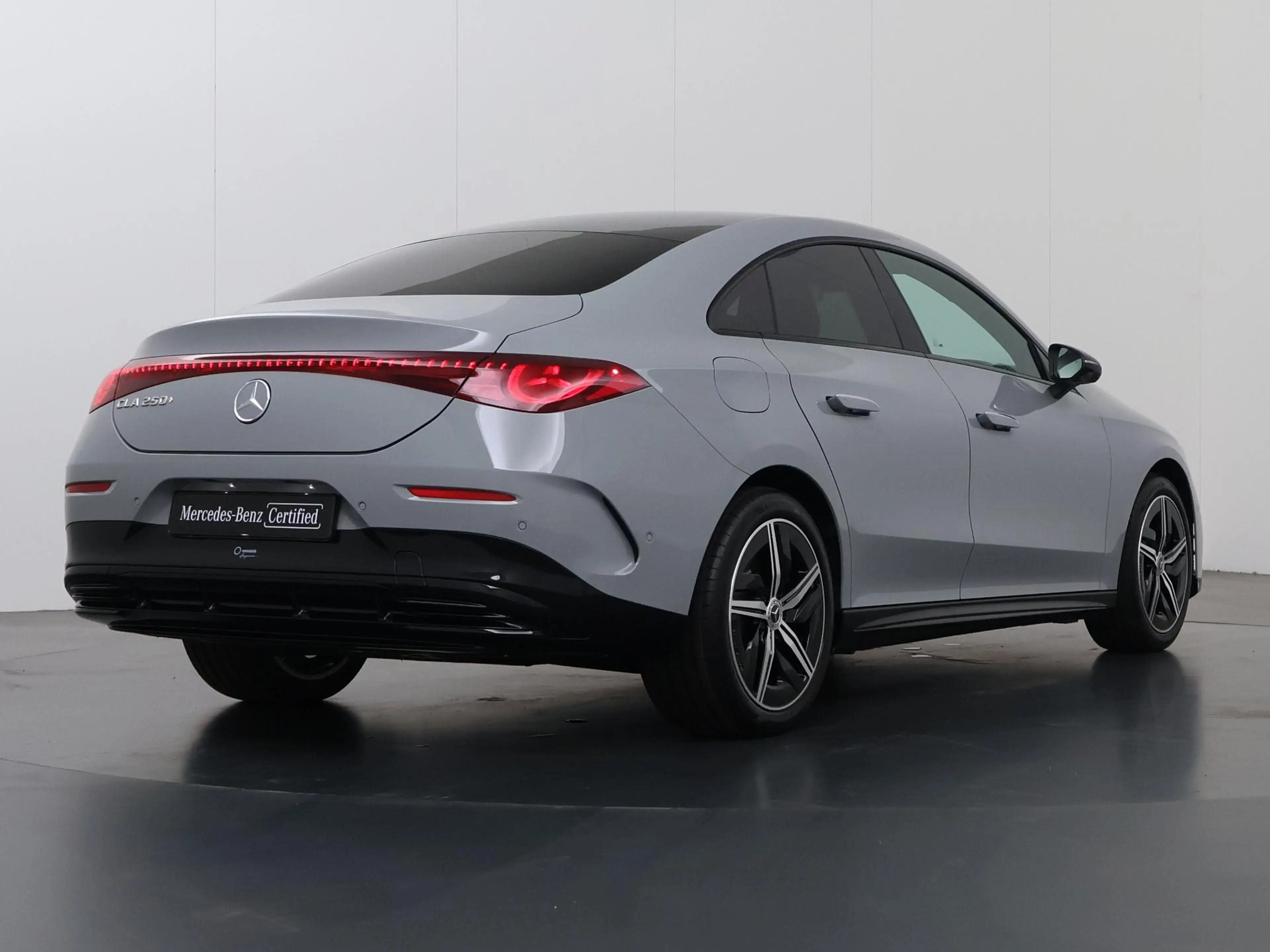 Mercedes-Benz CLA 250 250+ Launch Edition 85.5 kWh | Night | Panoramadak — photo 2