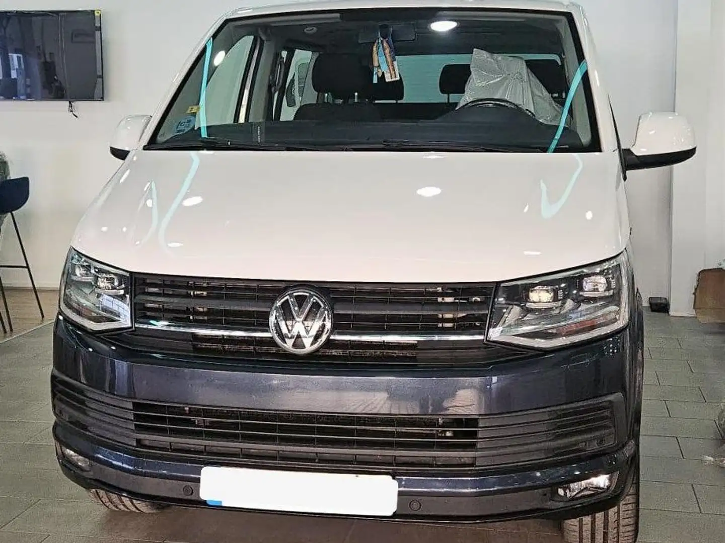 Volkswagen T6 Caravelle Caravelle 2.0TDI BMT Trendline 110kW Trendline Azul - 1