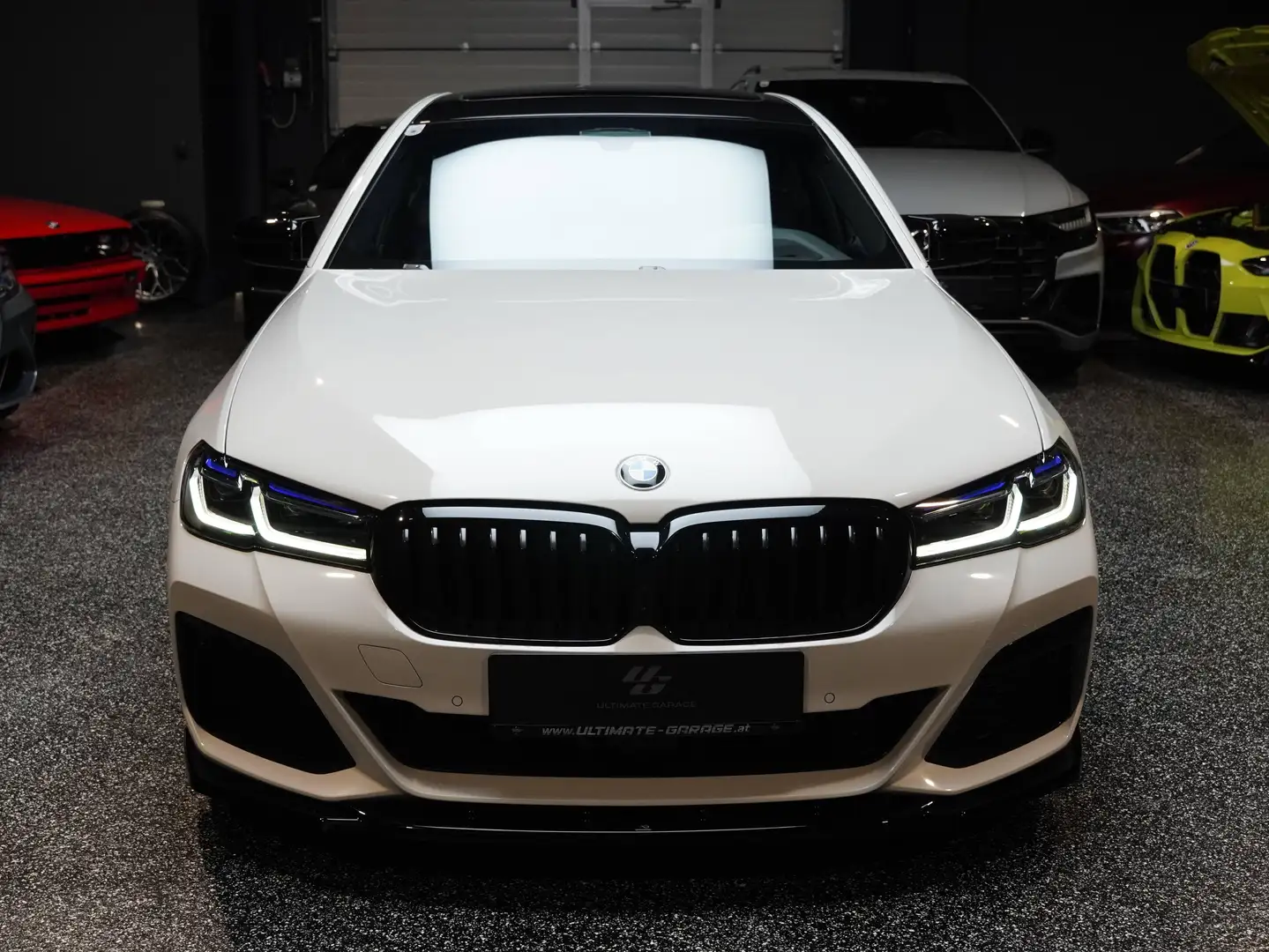 BMW 530 530d M Sport *LCI*LASER*TAUSCH*FINANZIERUNG* Weiß - 2