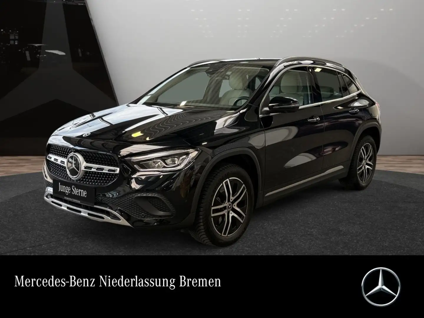 Mercedes-Benz GLA 200 PROGRESSIVE+360°+LED+7G Negro - 1
