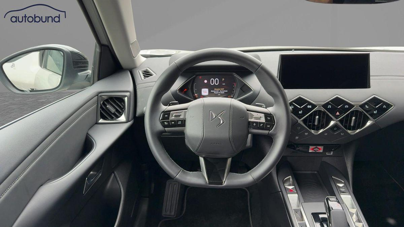 DS Automobiles DS 3 1,2 PT 130 Automatik Alu HUD KA LED Link NAV NBA P — photo 9