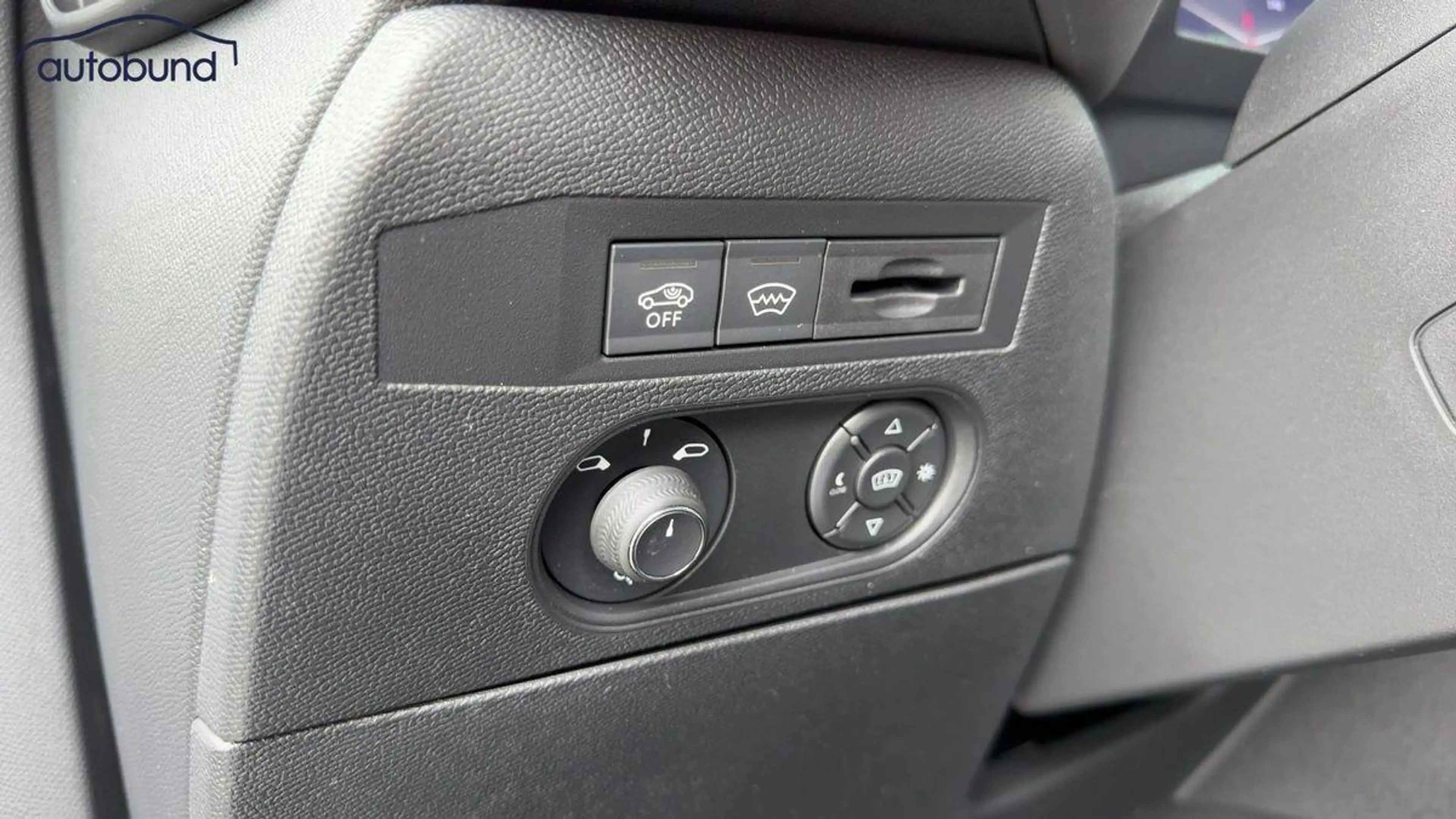 DS Automobiles DS 3 1,2 PT 130 Automatik Alu HUD KA LED Link NAV NBA P — photo 12
