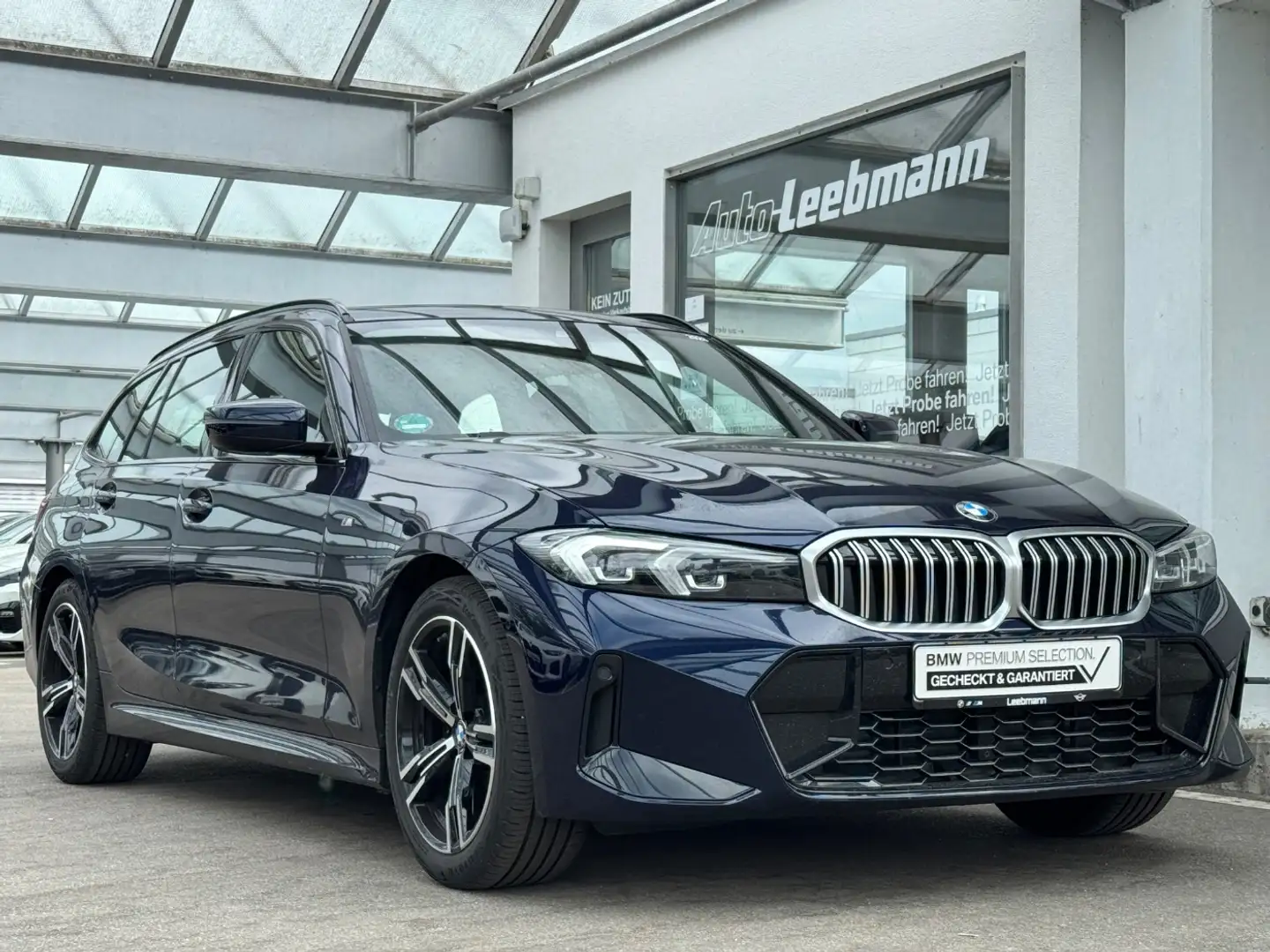 BMW 318 i Tour. M-Sportpaket RFK GARANTIE bis 07/2029 Azul - 2