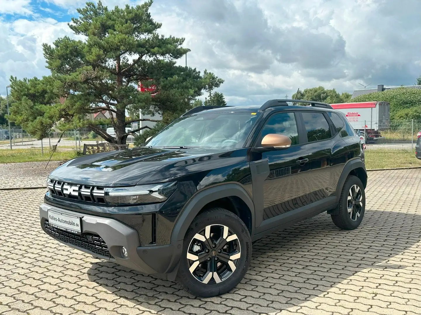 Dacia Duster Dacia Duster 4x4 Extreme  AHK   TCE 130 Noir - 1