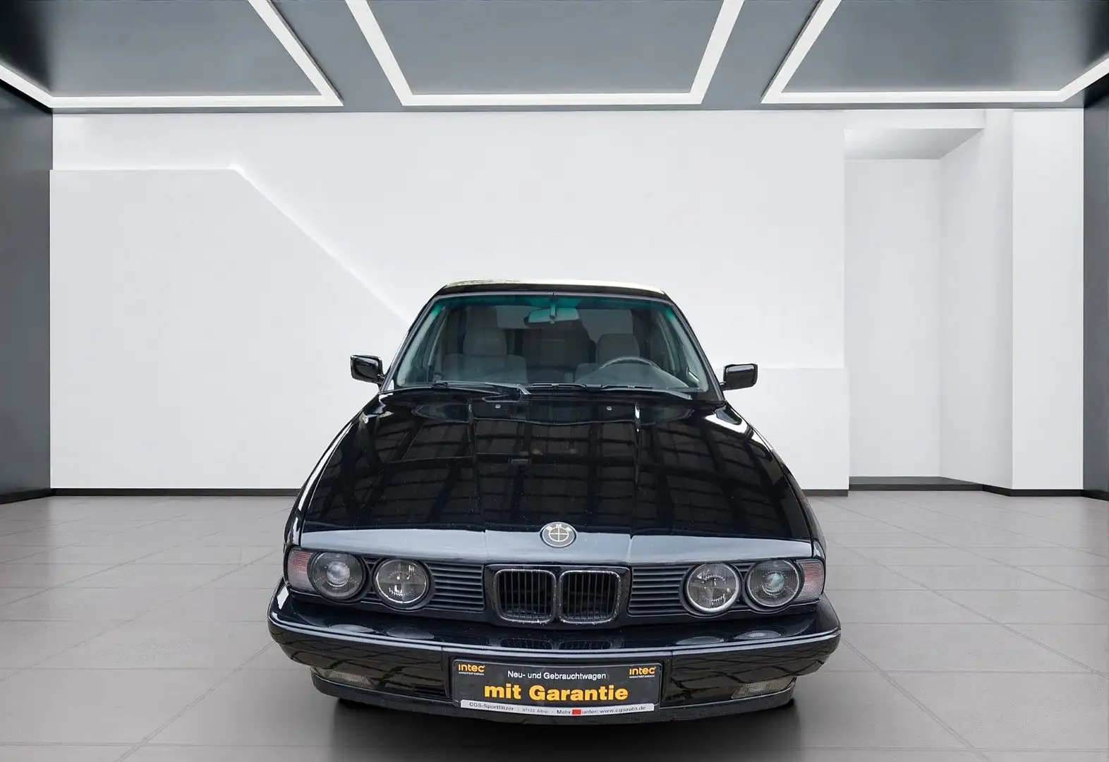 BMW 525 i E34 M-Sport*Rarität~Diamant Schwarz~Gel. Schwarz - 2