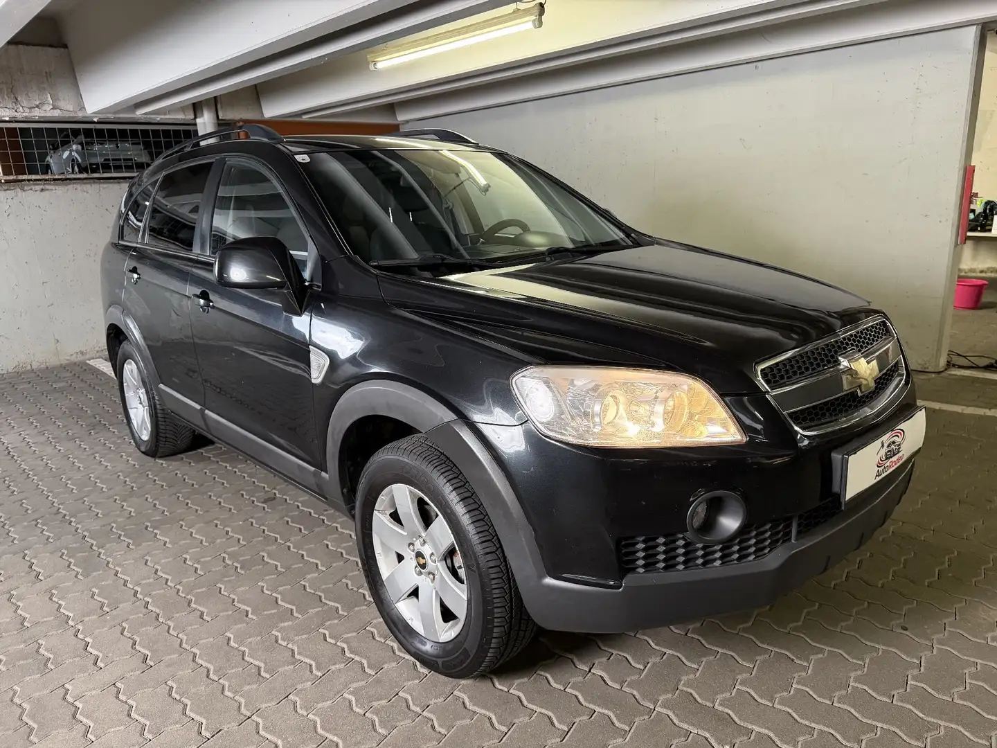 Chevrolet Captiva LT 2.0 Ds. Aut. 4WD Schwarz - 2