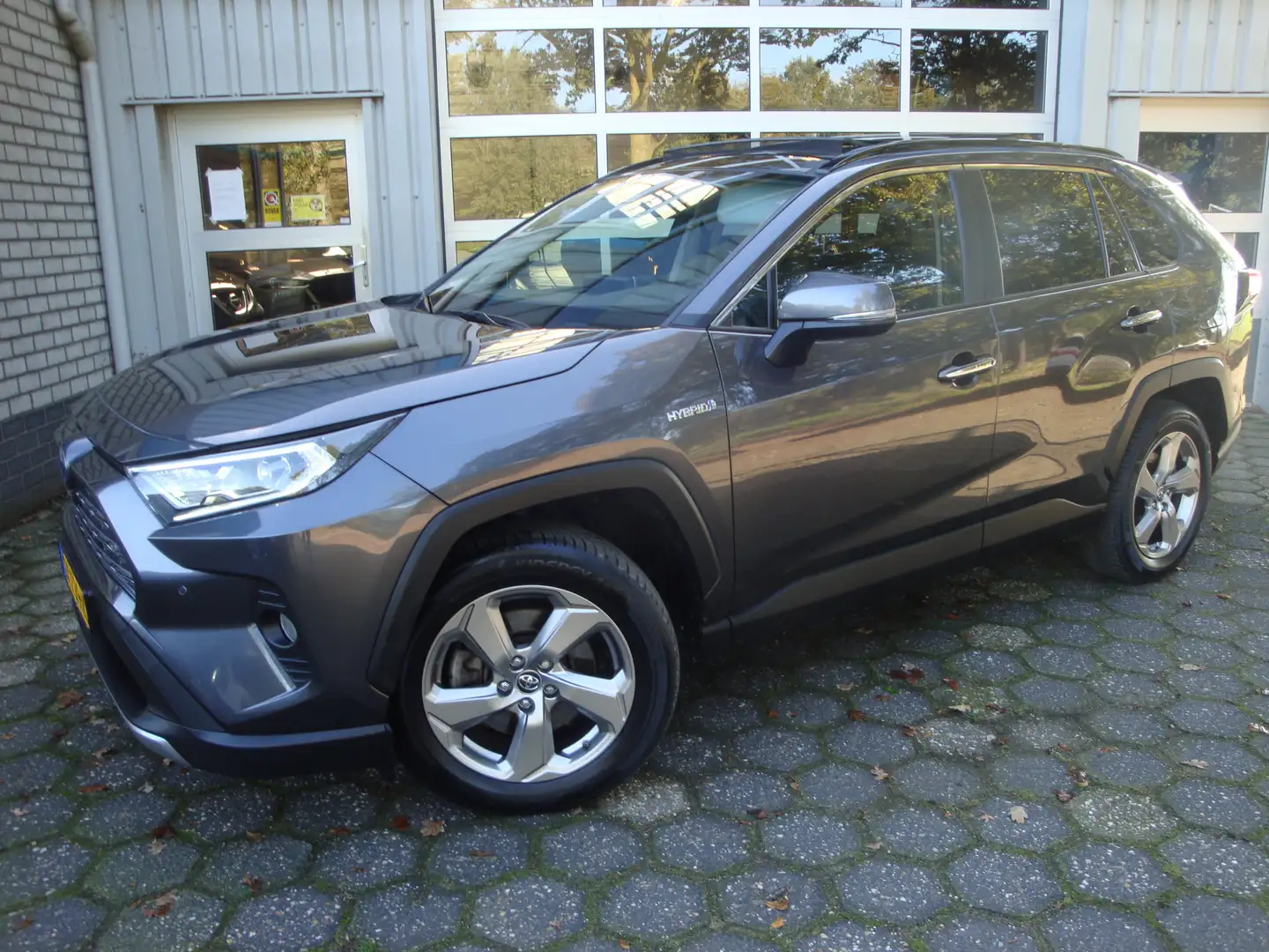 Toyota RAV 4 2.5 Hybrid Executive / Panoramadak / Lederen bekle Grijs - 1