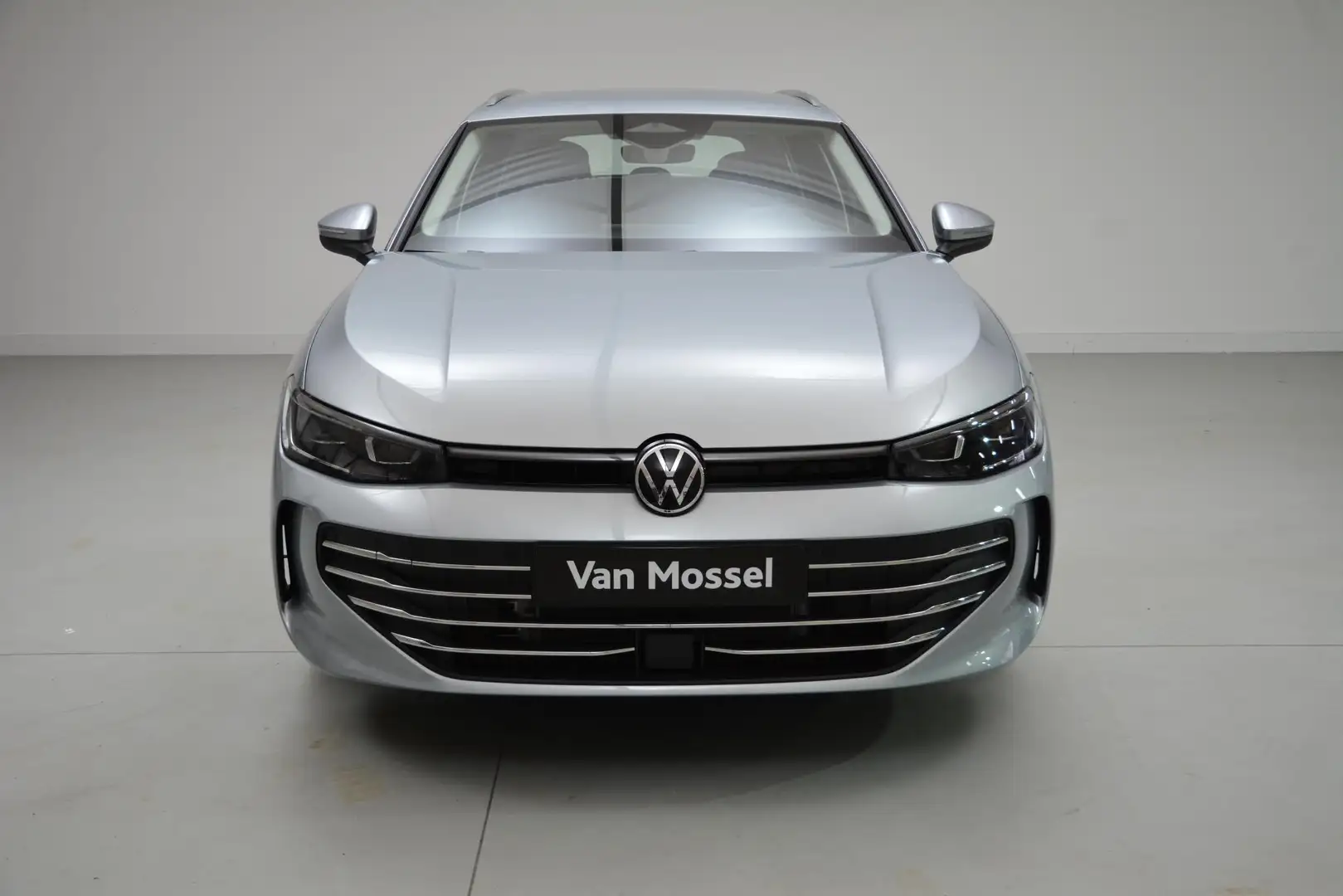 Volkswagen Passat Variant 1.5 eTSI Business 150 PK | Nieuw | Automaat | Navi - 2