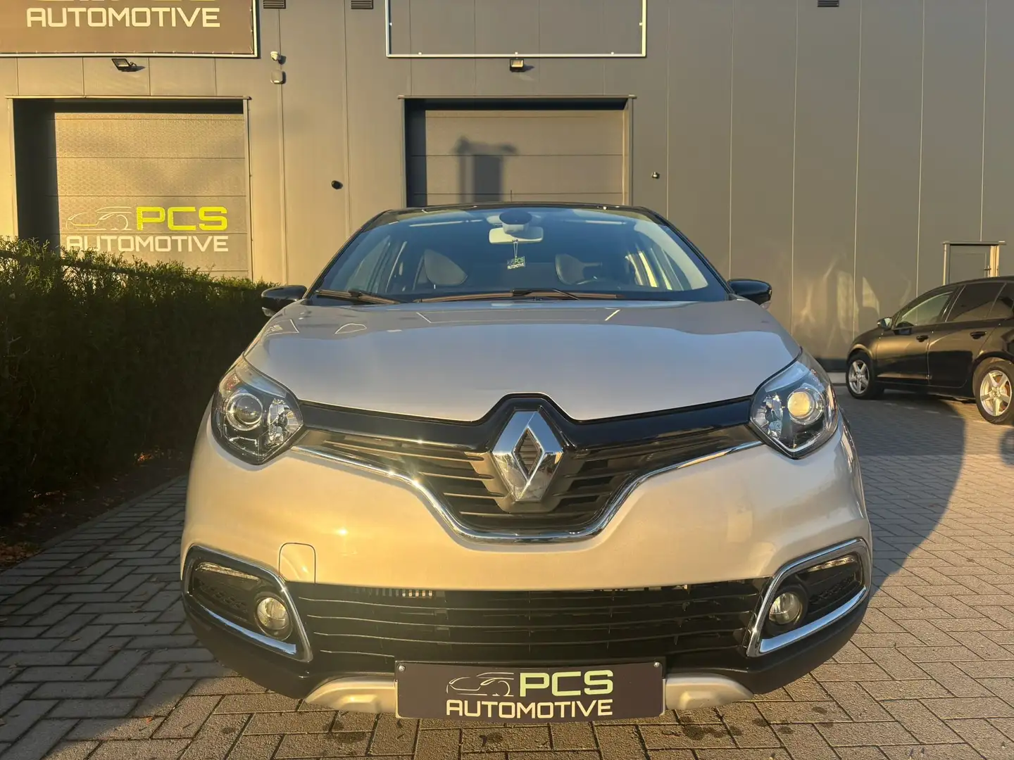 Renault Captur 1.0 Benzine / 25.000km/1e eigenaar / 12 M garantie Gris - 2