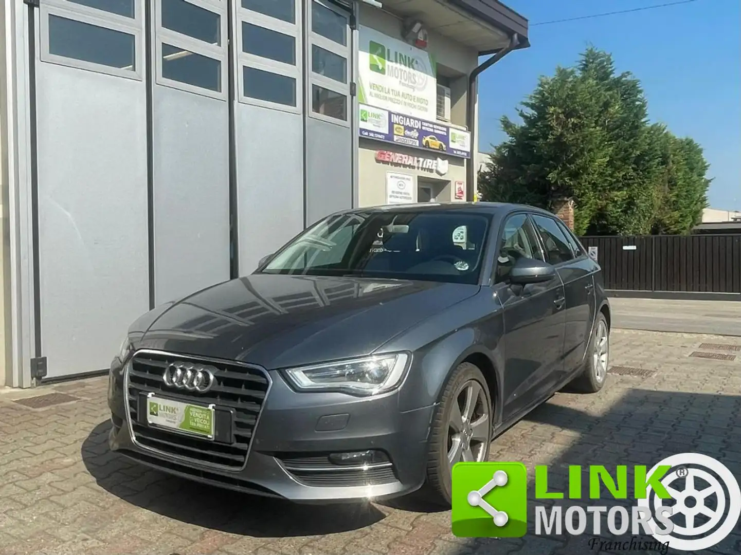 Audi A3 SPB 1.6 TDI clean diesel S tronic Ambition Grigio - 1