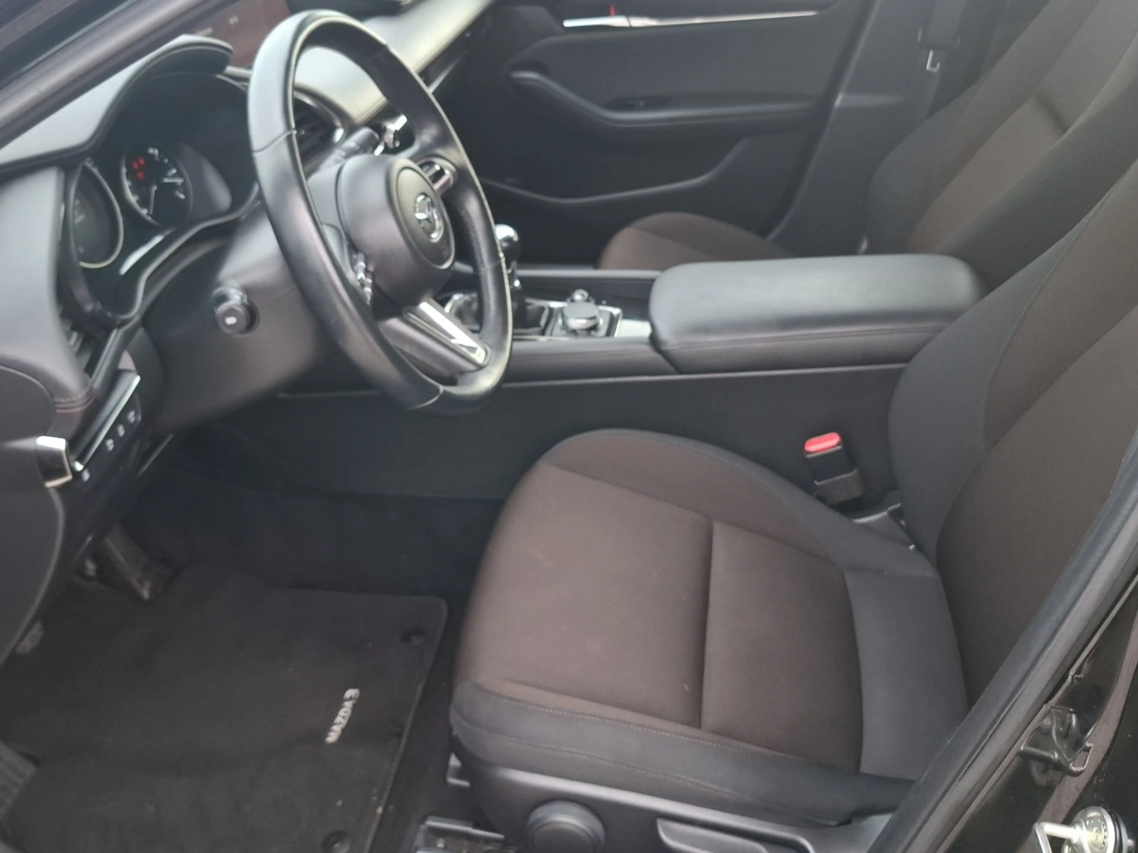 Mazda 3 2.0 SKYACTIV-G Selection HUD+Kam.+LED+Navi+SHZ — photo 10