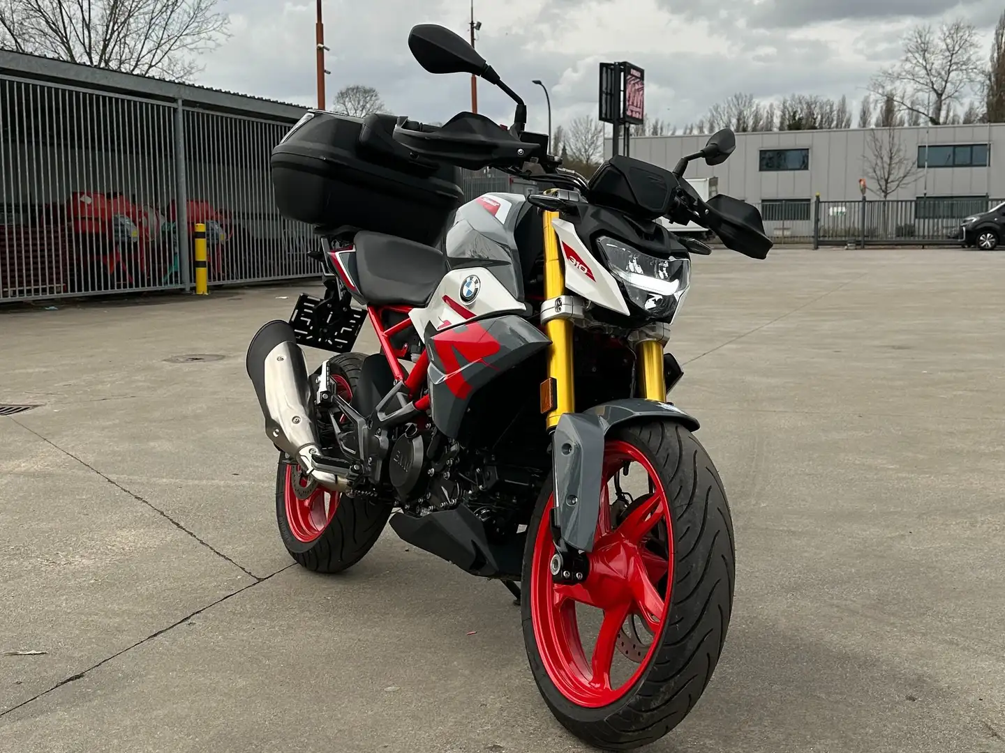 BMW G 310 R 2022 | NIEUWSTAAT | 2500KM | A2 | KOFFER Negru - 2