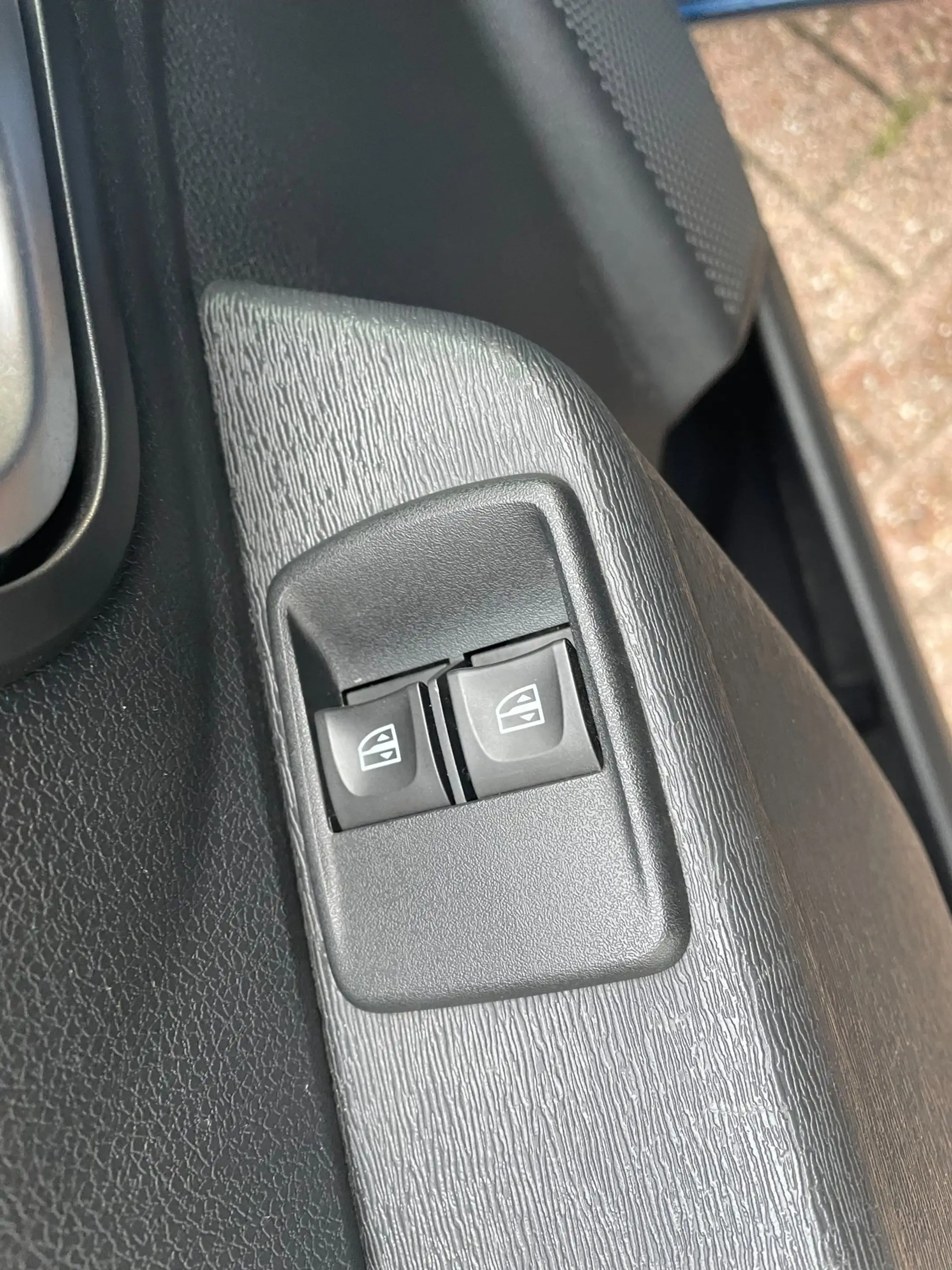 Dacia Dokker 1.2 TCe S&S Série Limitée Stepway — photo 12