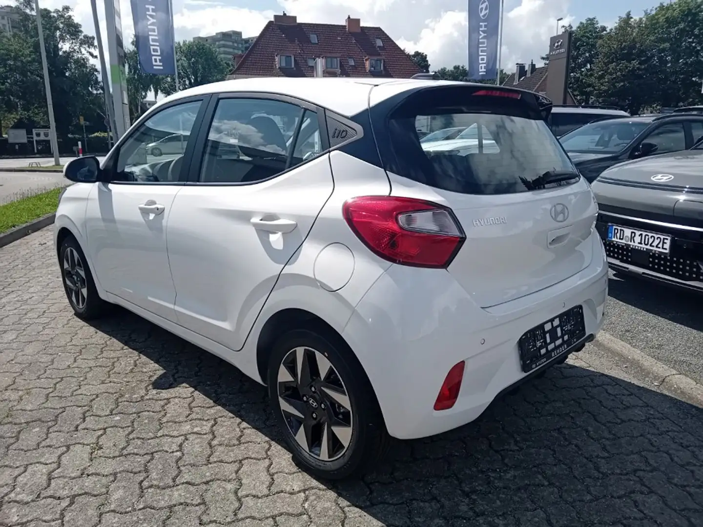 Hyundai i10 1.2 Trend Weiß - 2