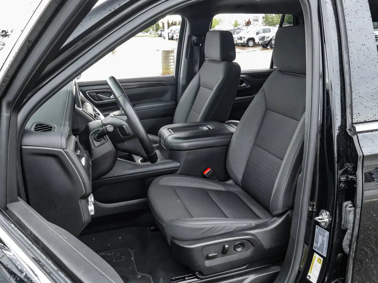 GMC Yukon снимка GMC Yukon