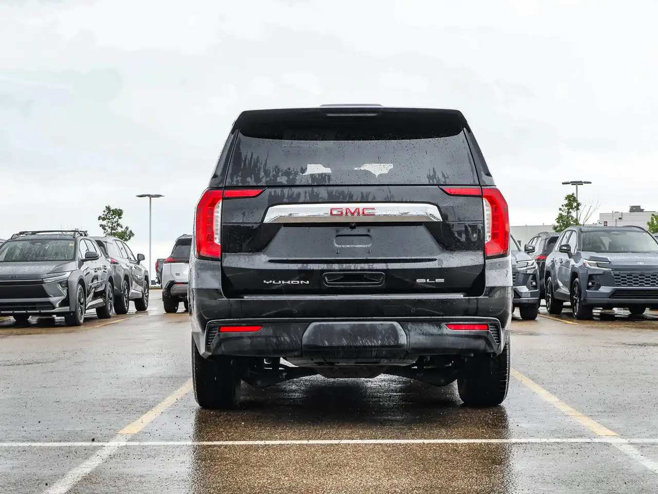 GMC Yukon снимка GMC Yukon