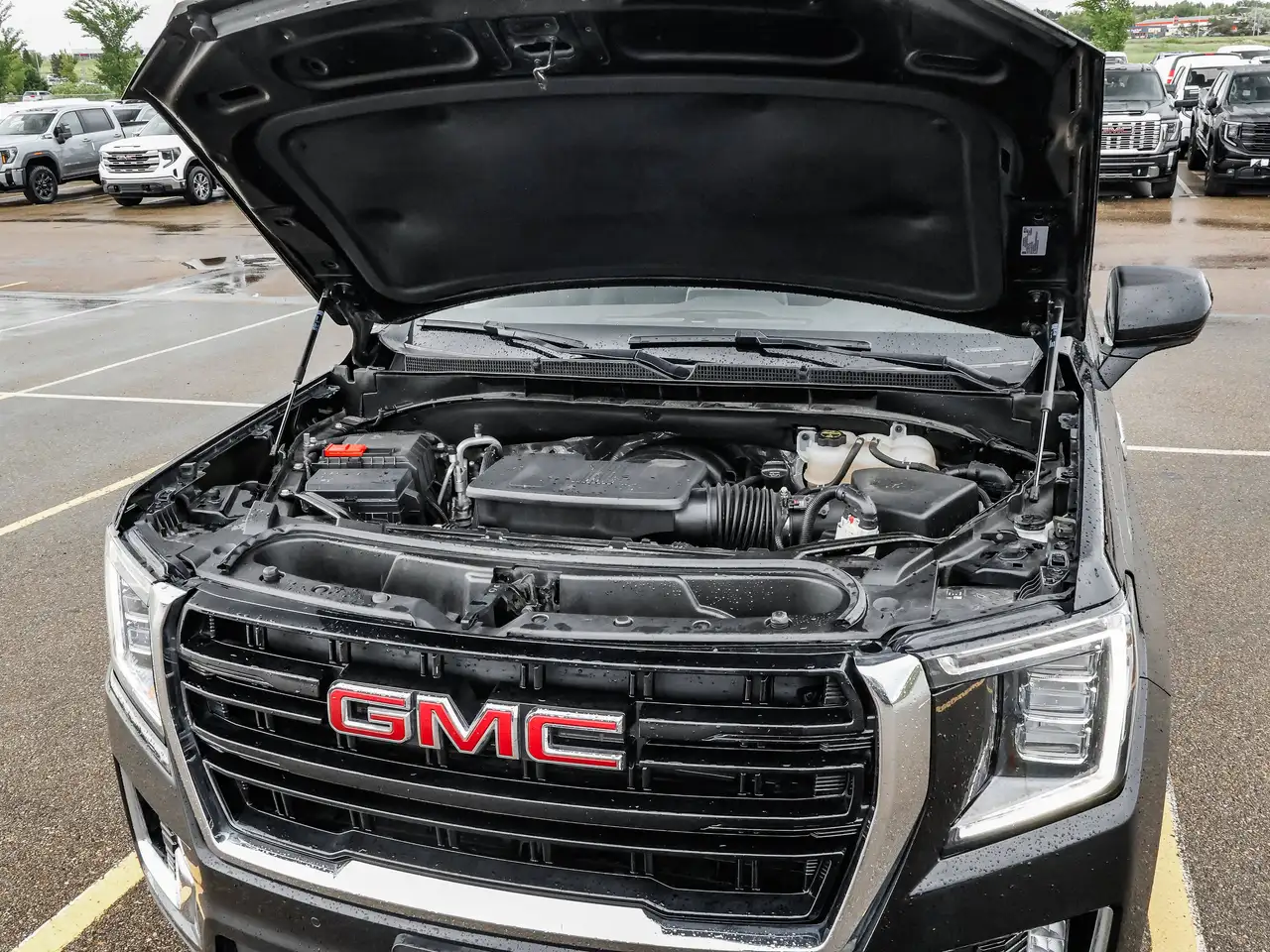GMC Yukon снимка GMC Yukon