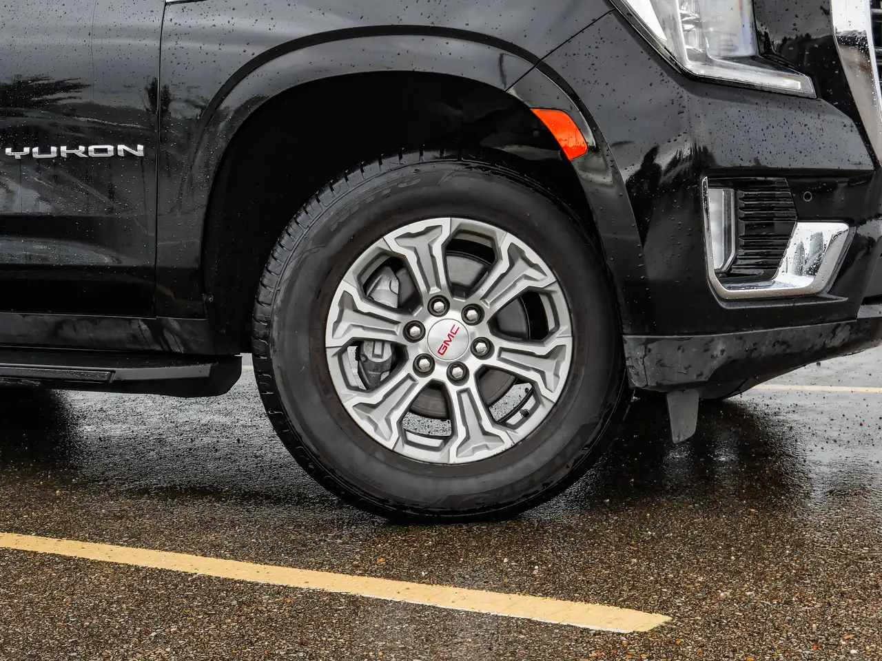 GMC Yukon снимка GMC Yukon