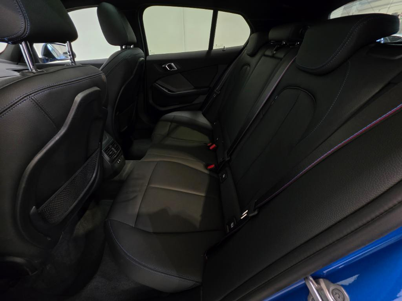 BMW 118 i M Sport PANO/ACC/H&K/HEADUP/MMRY/AHK/LEDER — photo 13