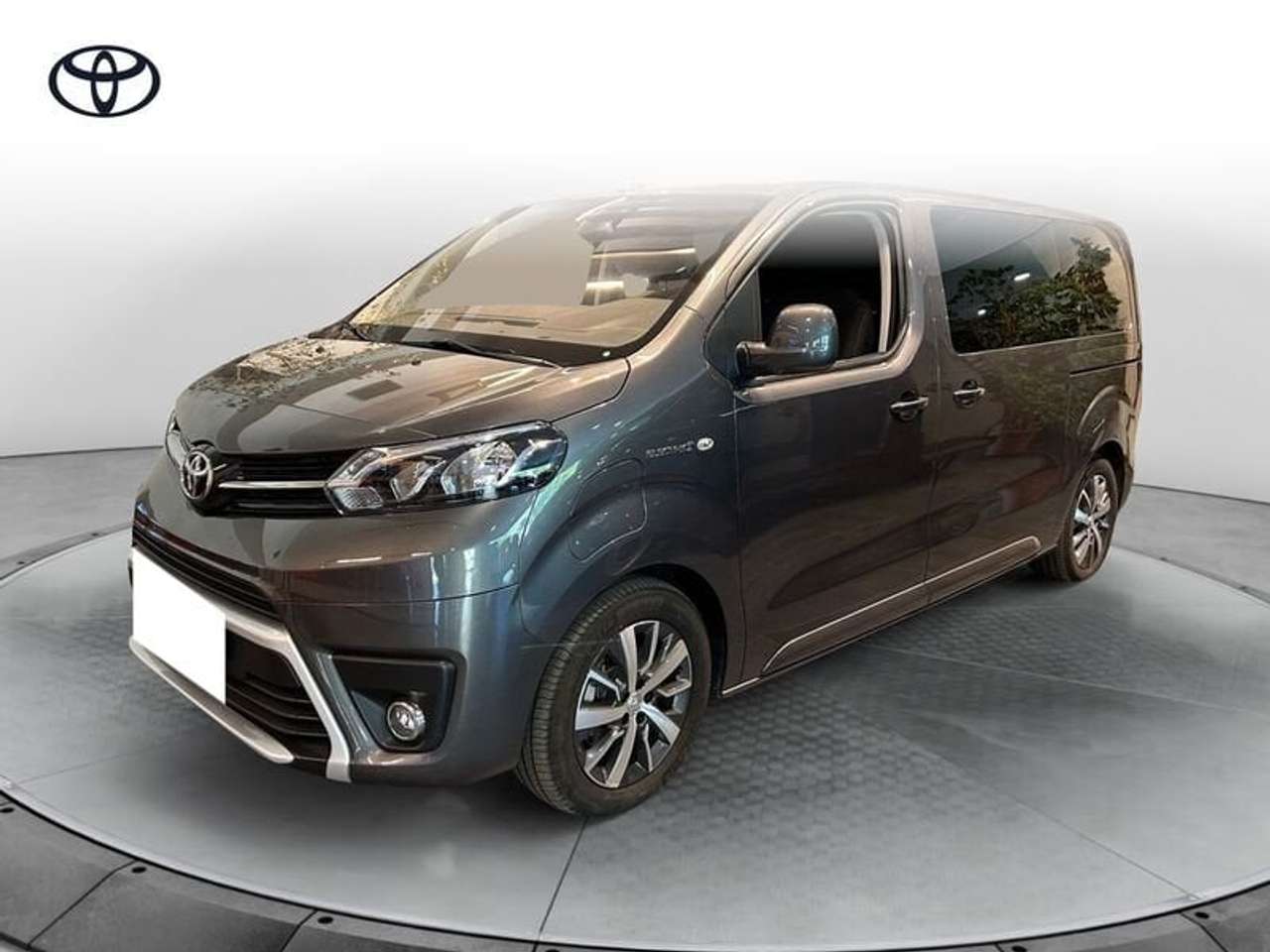Toyota Proace 75 kWh L1 Medium D Executive