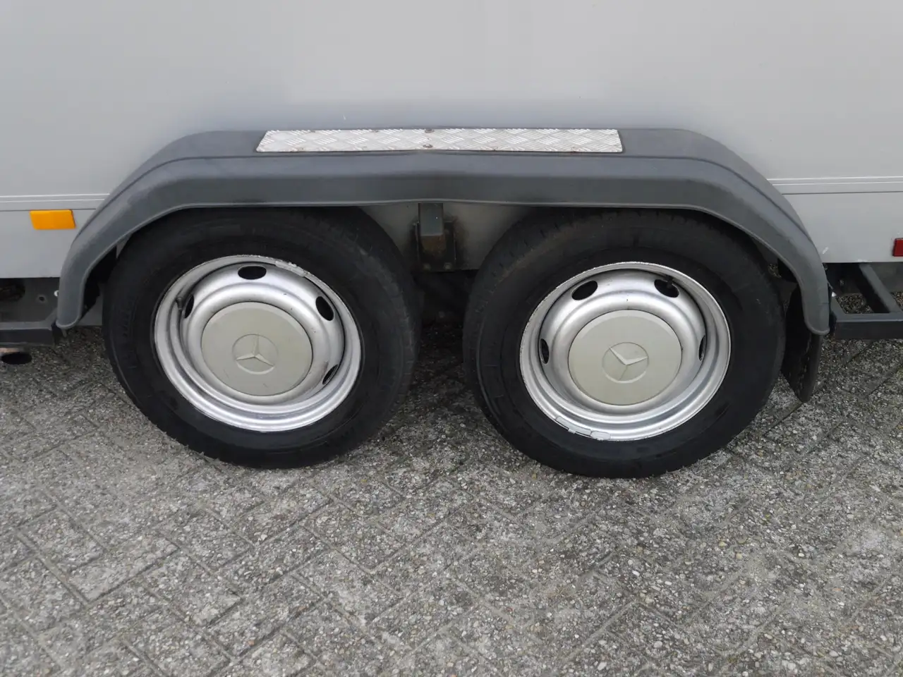 Mercedes-Benz MB 100 MC 42 AL-KO Dubbel As Marktwagen Marge Nieuwe Apk, foto 11