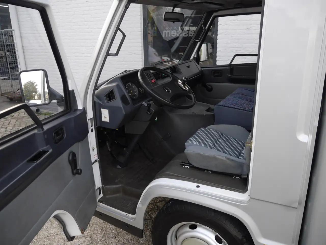 Mercedes-Benz MB 100 MC 42 AL-KO Dubbel As Marktwagen Marge Nieuwe Apk, foto 3