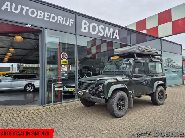 Land Rover Defender 2.5 Td5 90" Hard Top.