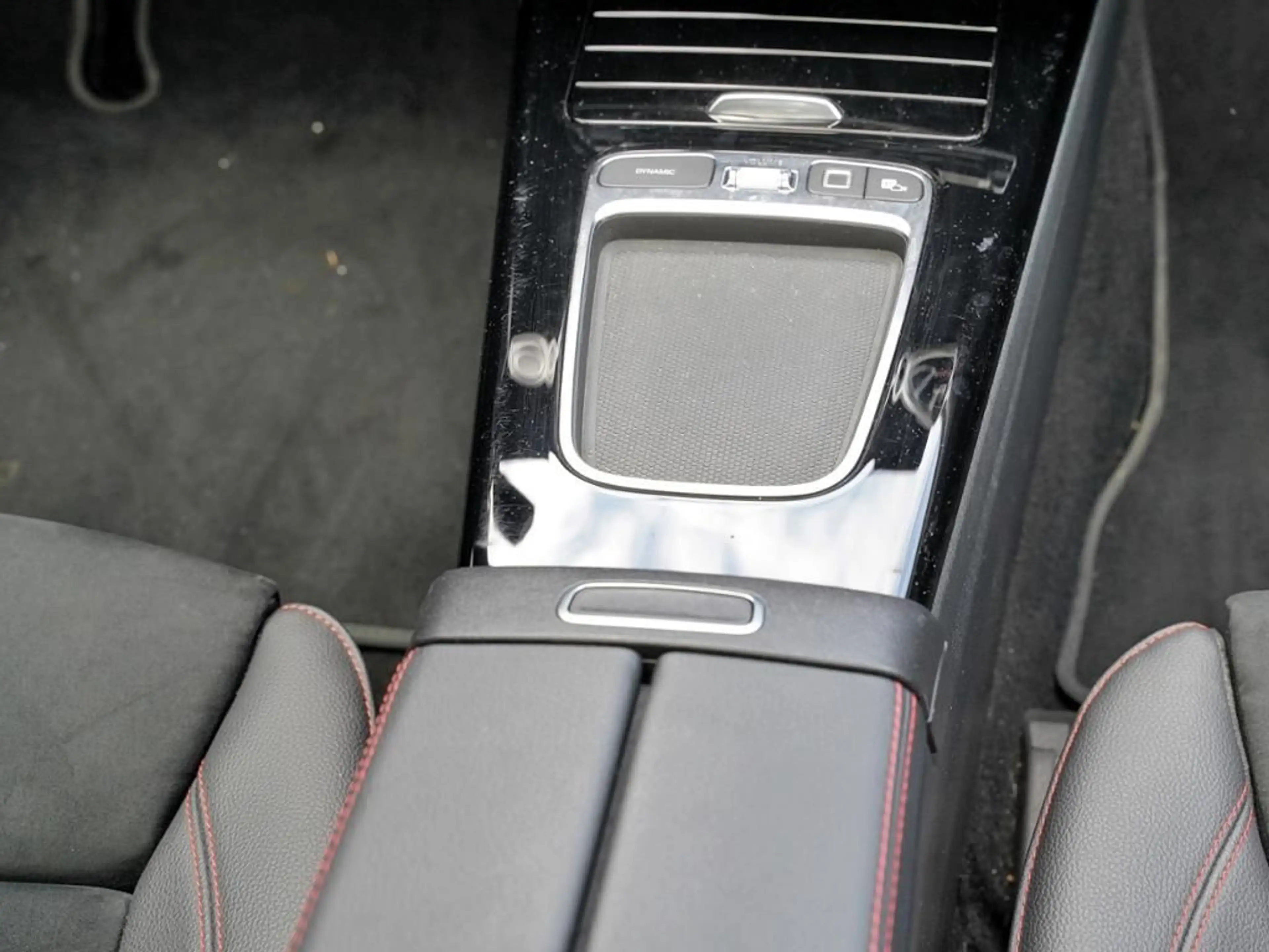 Mercedes-Benz CLA 45 AMG AMG CLA 45 S 4MATIC+ Coupé 360 ACC AUT DynLicht — photo 10