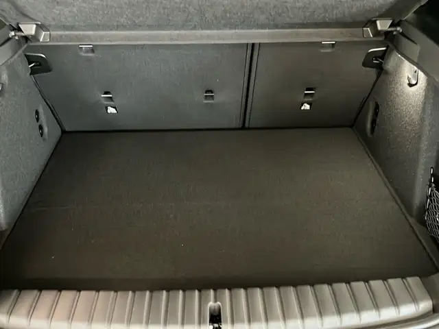 BMW 1 Series view 13