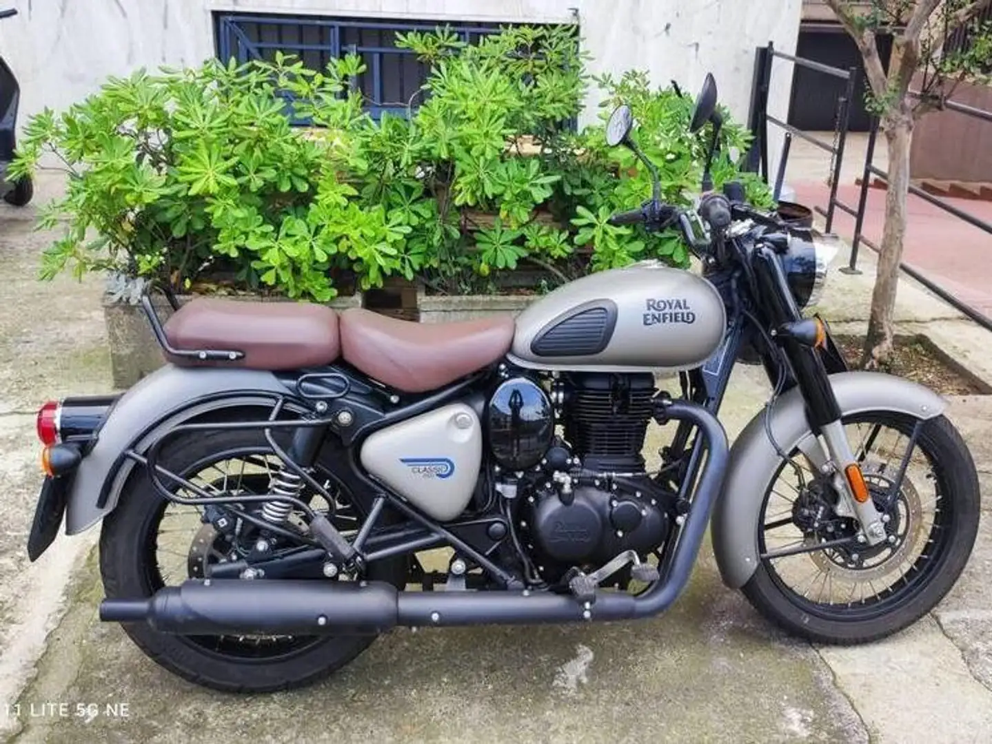 Royal Enfield Classic Grigio - 1