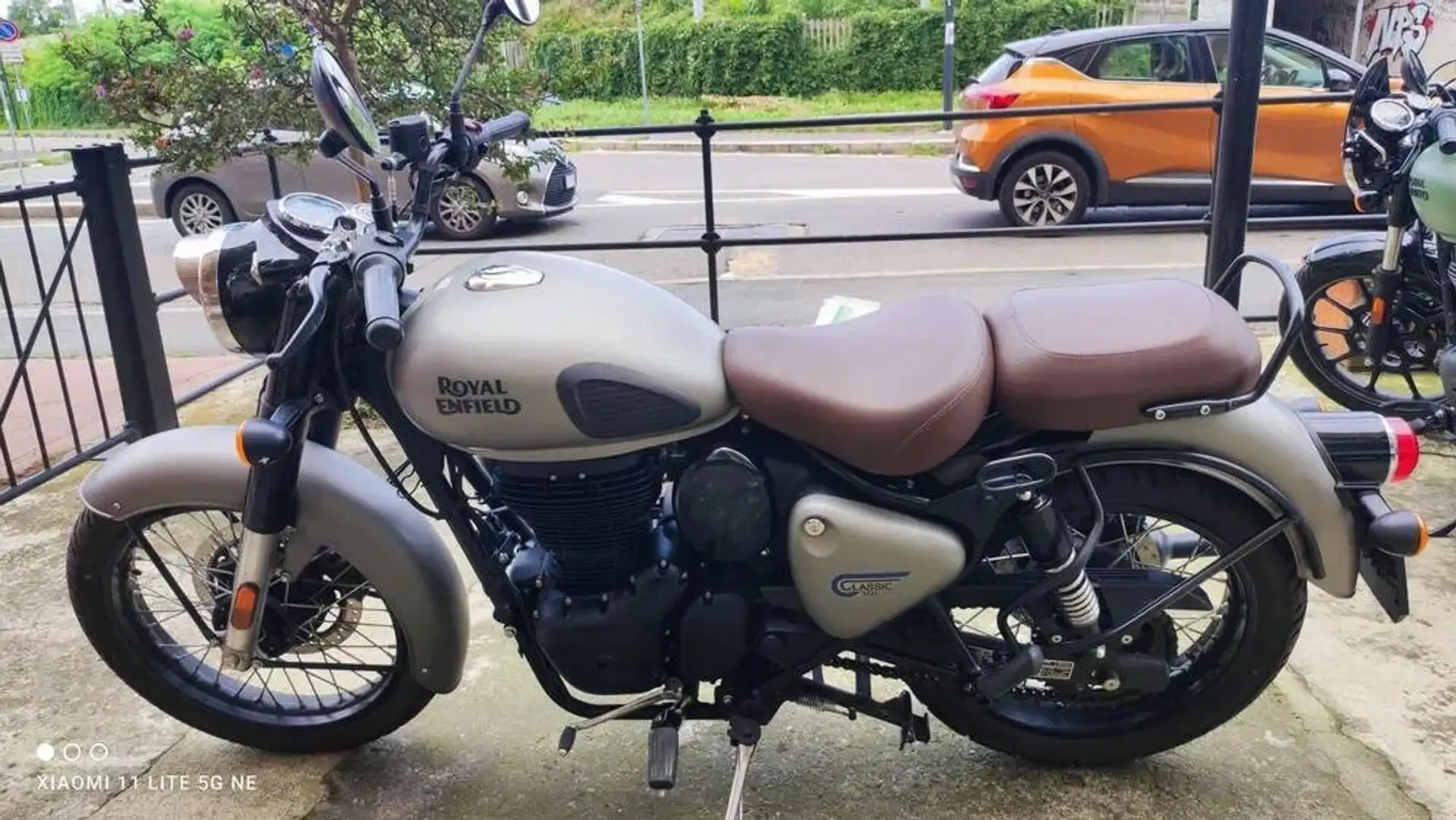 Royal Enfield Classic Grigio - 2