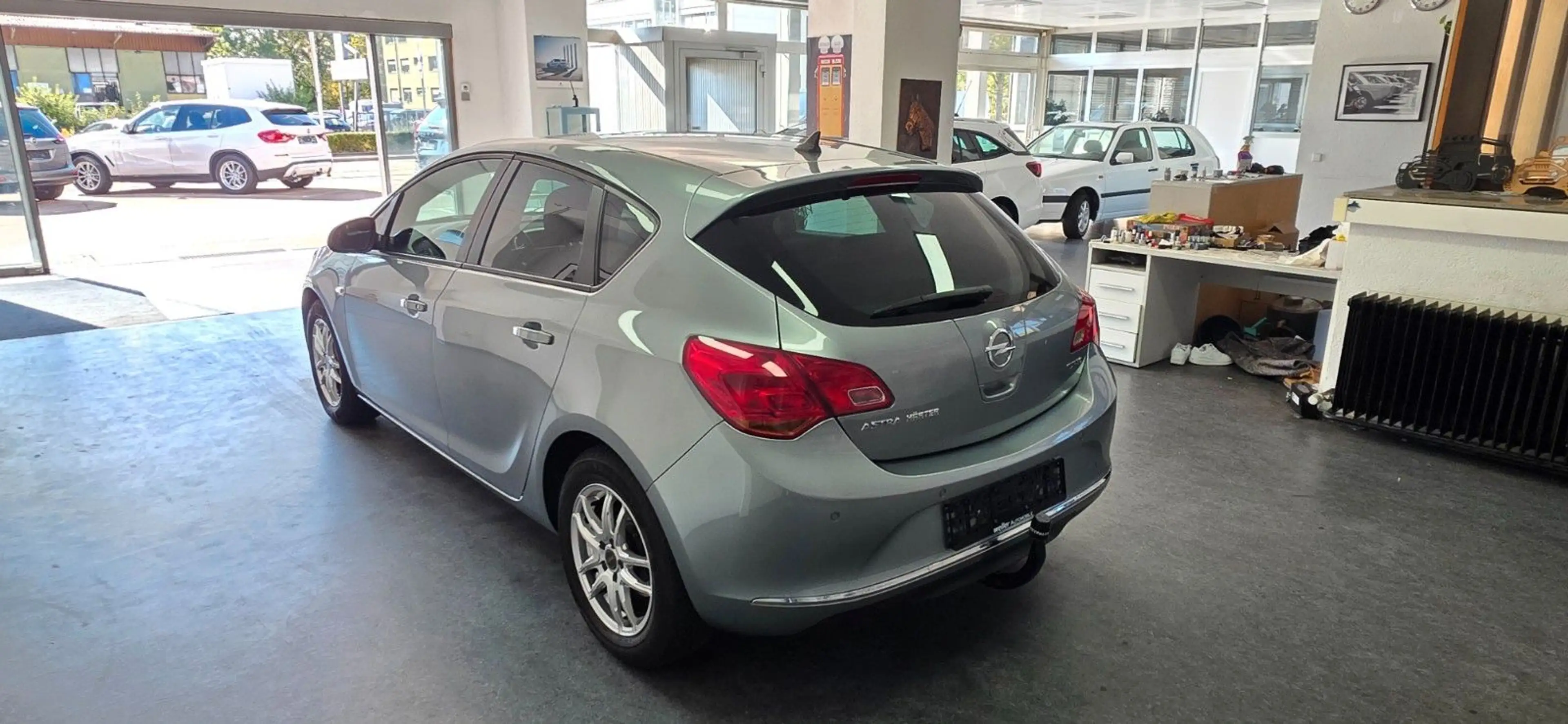 Opel Astra 1.4 Turbo Active Automatik TÜV 10/2028 — photo 5