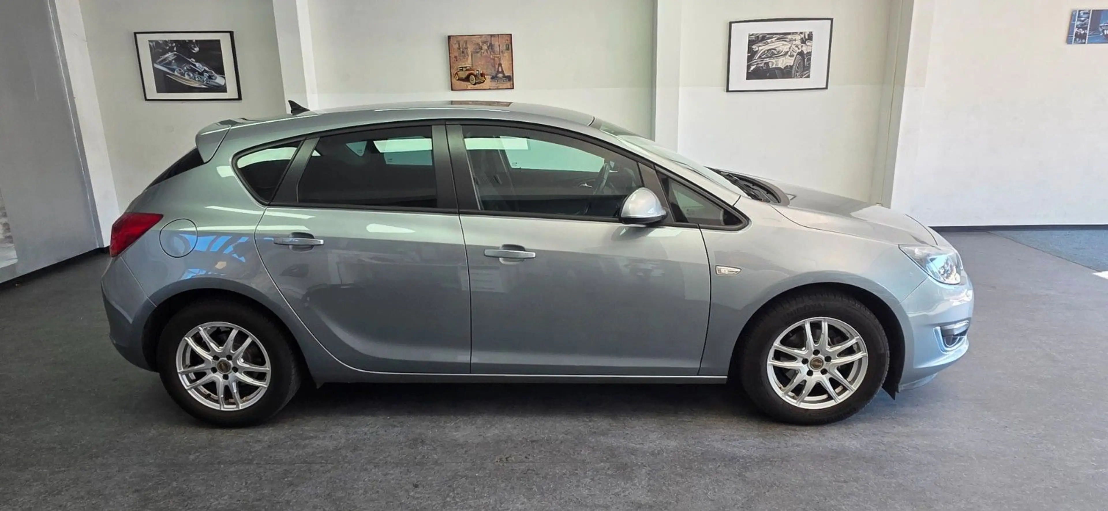 Opel Astra 1.4 Turbo Active Automatik TÜV 10/2028