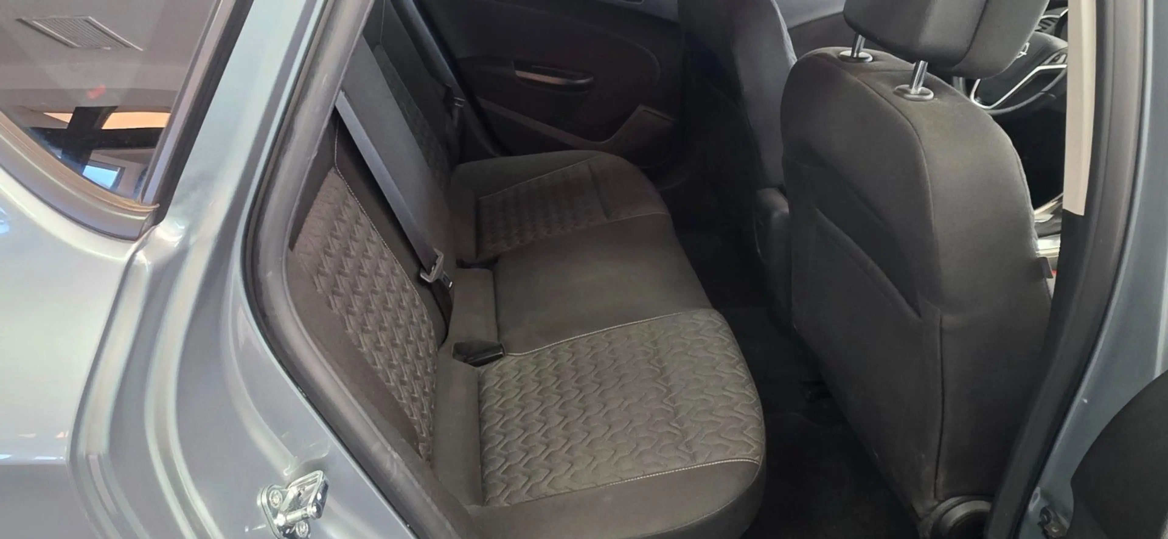 Opel Astra 1.4 Turbo Active Automatik TÜV 10/2028 — photo 10