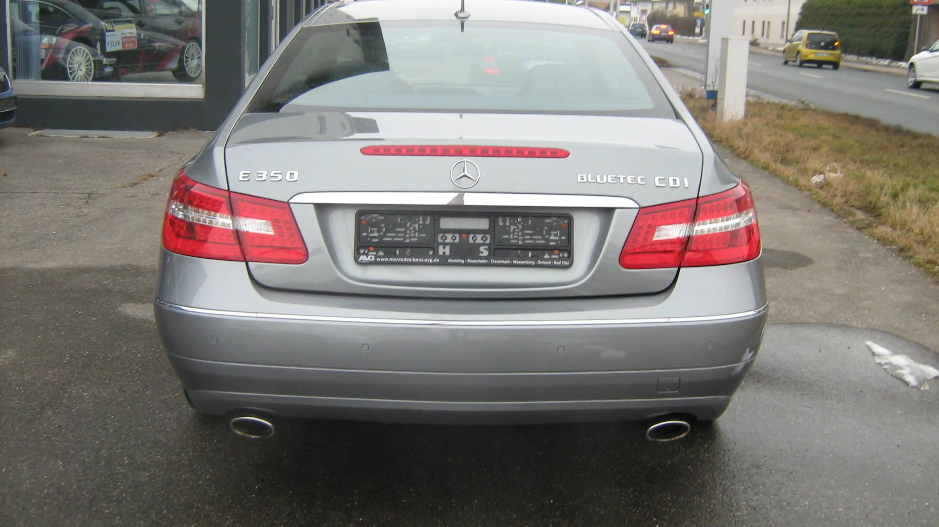 Mercedes-Benz E 350 E 350 CDI BlueEfficiency (207.323) — photo 3
